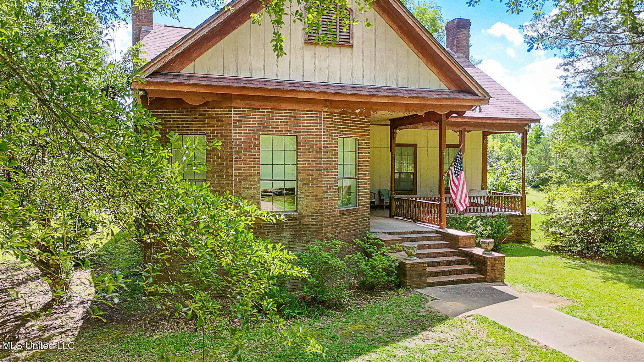 Wesson, MS 39191,2548 Furrs Mill Drive