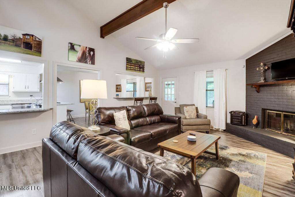 Ocean Springs, MS 39564,3109 Breezy Hill Lane