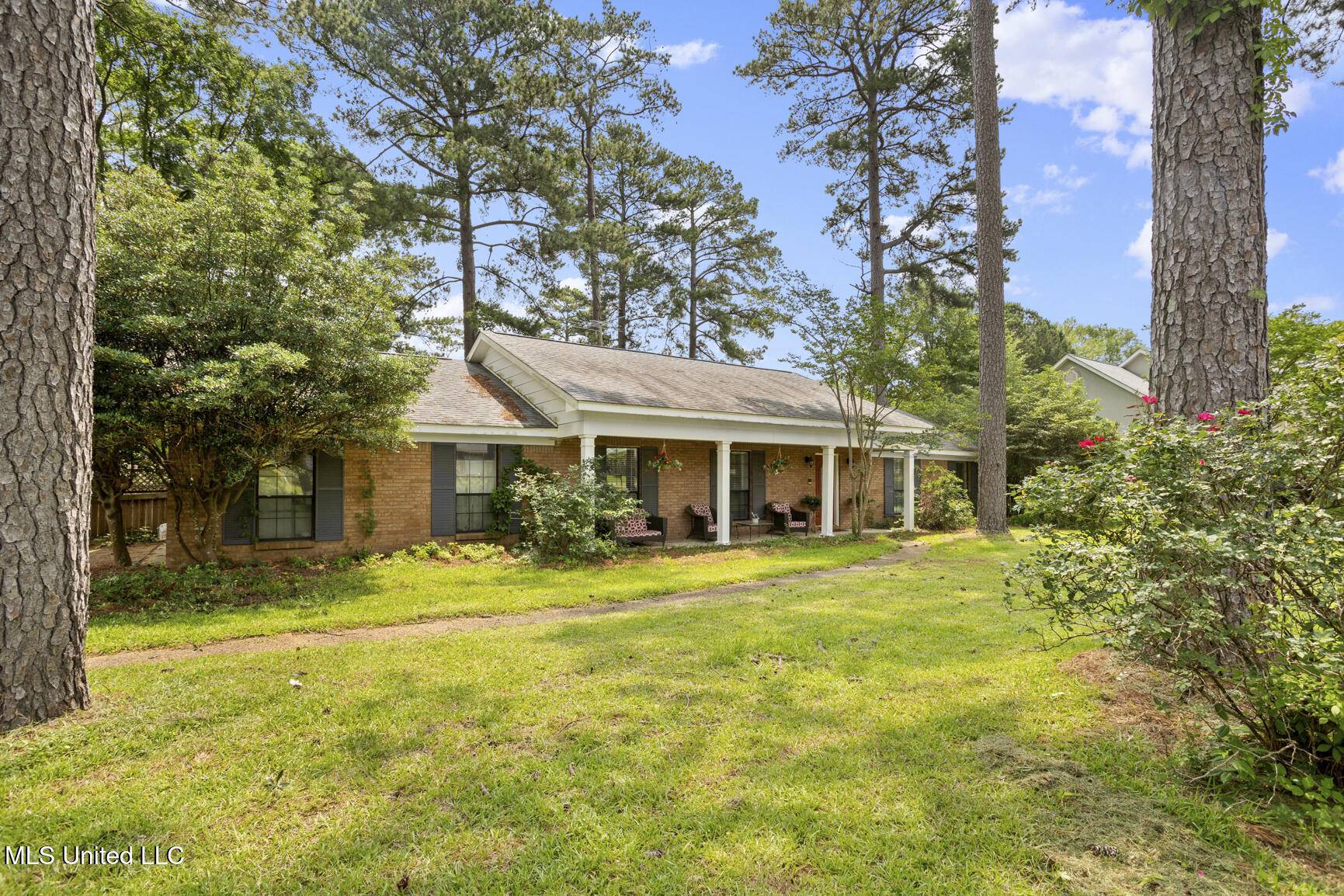 Canton, MS 39046,316 Fox Hollow
