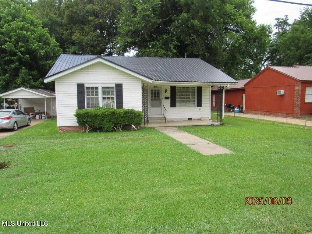 Yazoo City, MS 39194,1711 Swayze Street