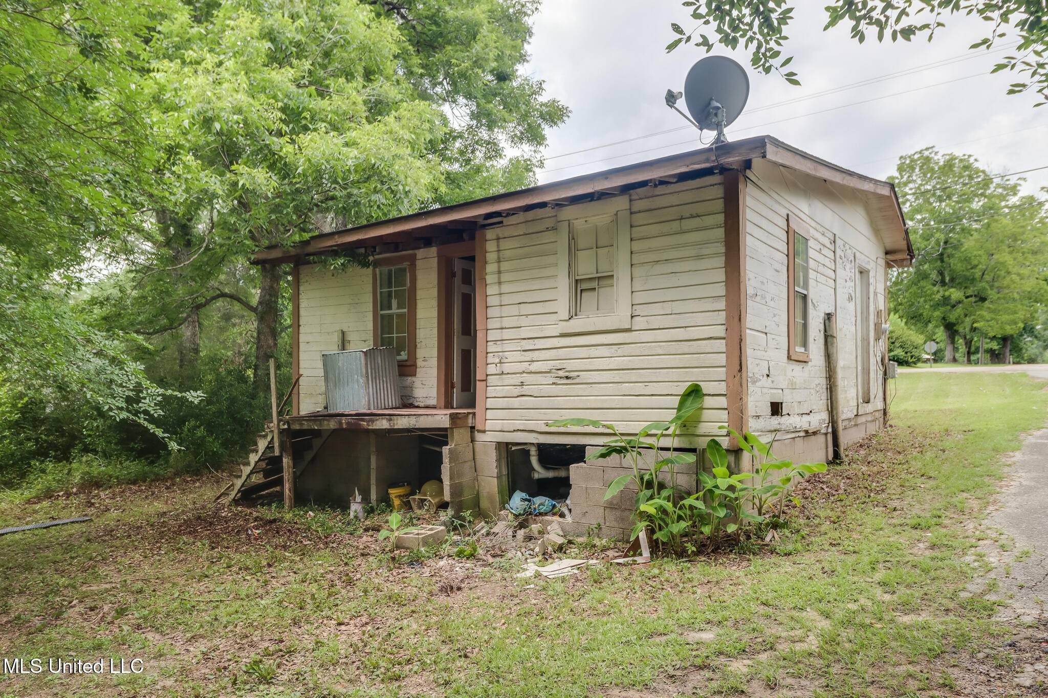 Wiggins, MS 39577,747 N Vardaman Street