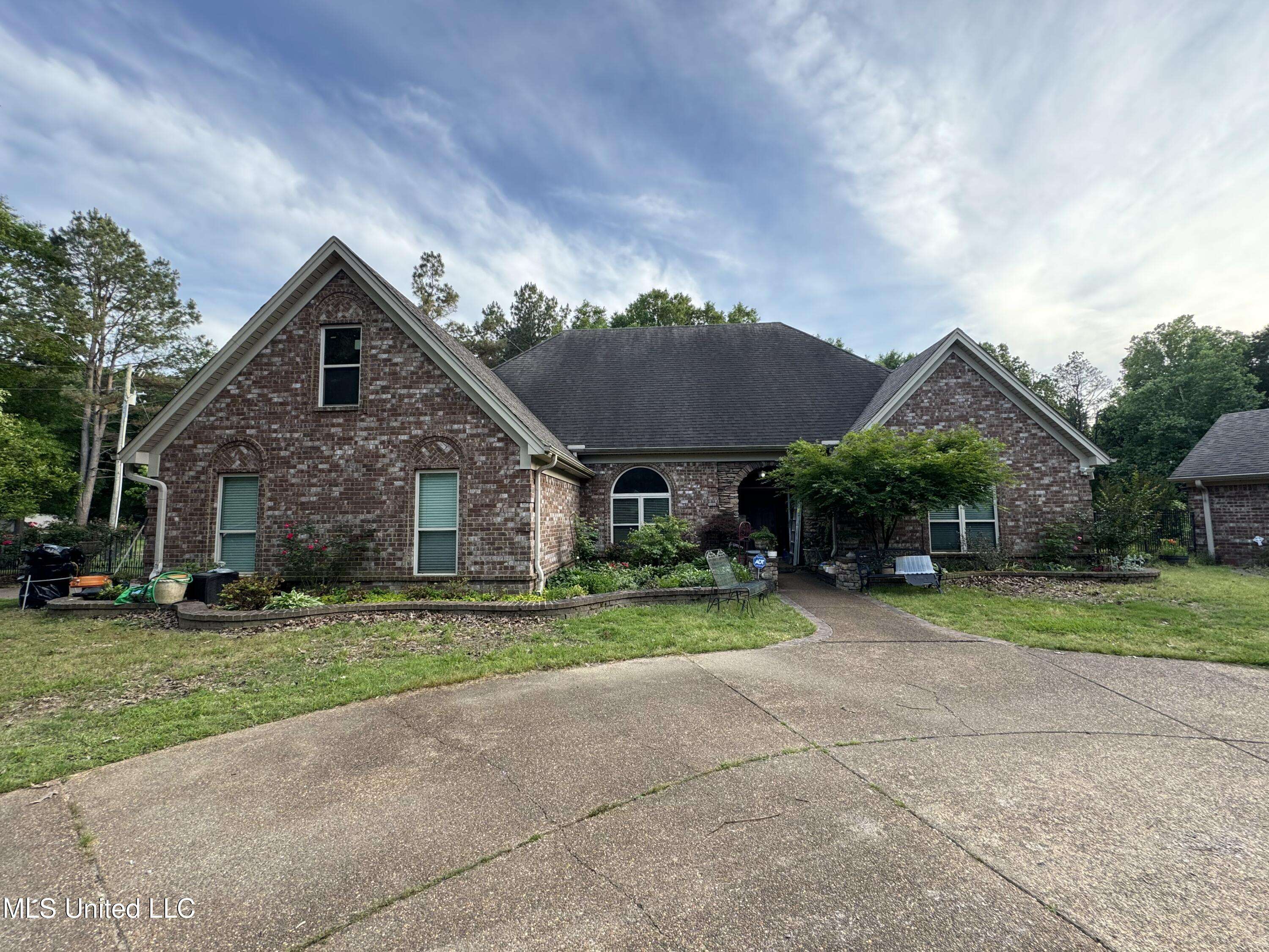 Byhalia, MS 38611,99 River Ridge Circle