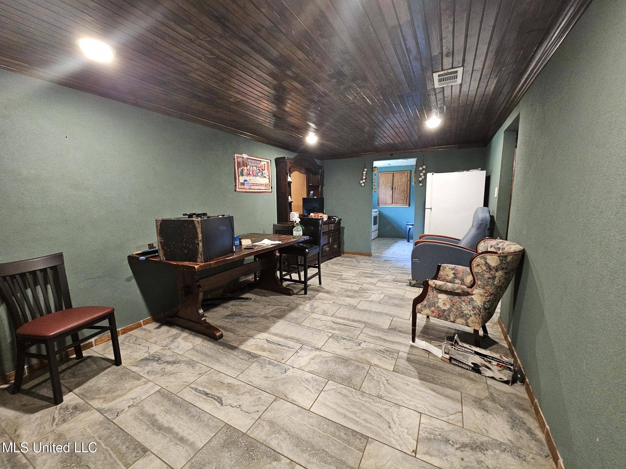 Gulfport, MS 39501,633 24th Street