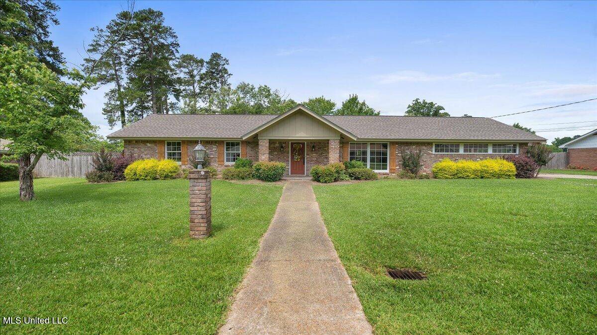 Forest, MS 39074,112 Eastgate Circle