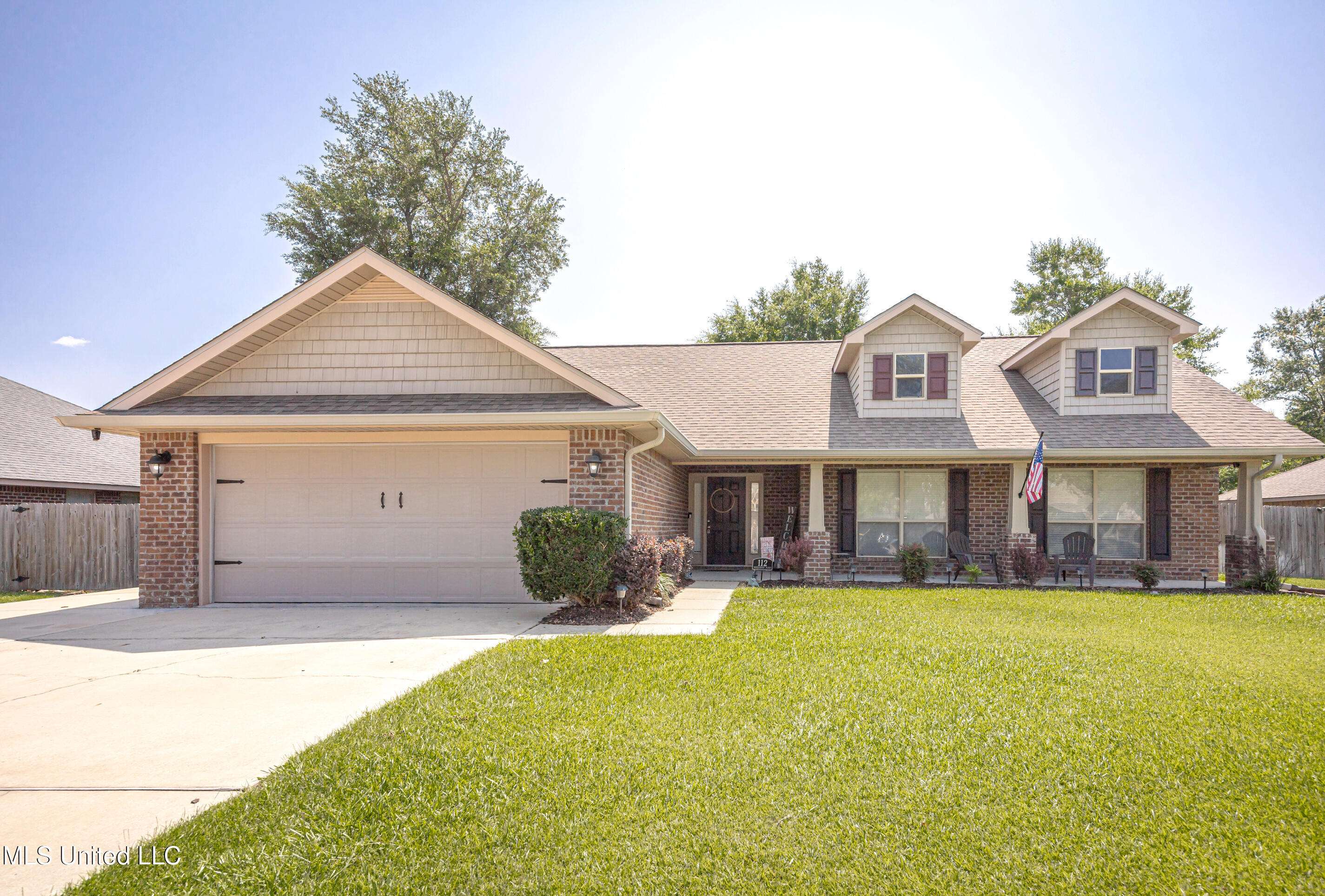 Ocean Springs, MS 39564,112 Needlerush Place