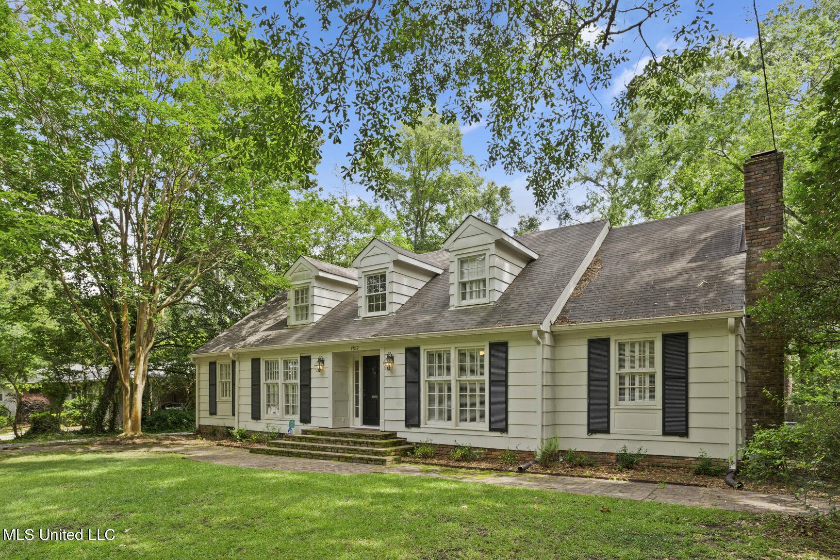Jackson, MS 39211,1757 Hillview Drive