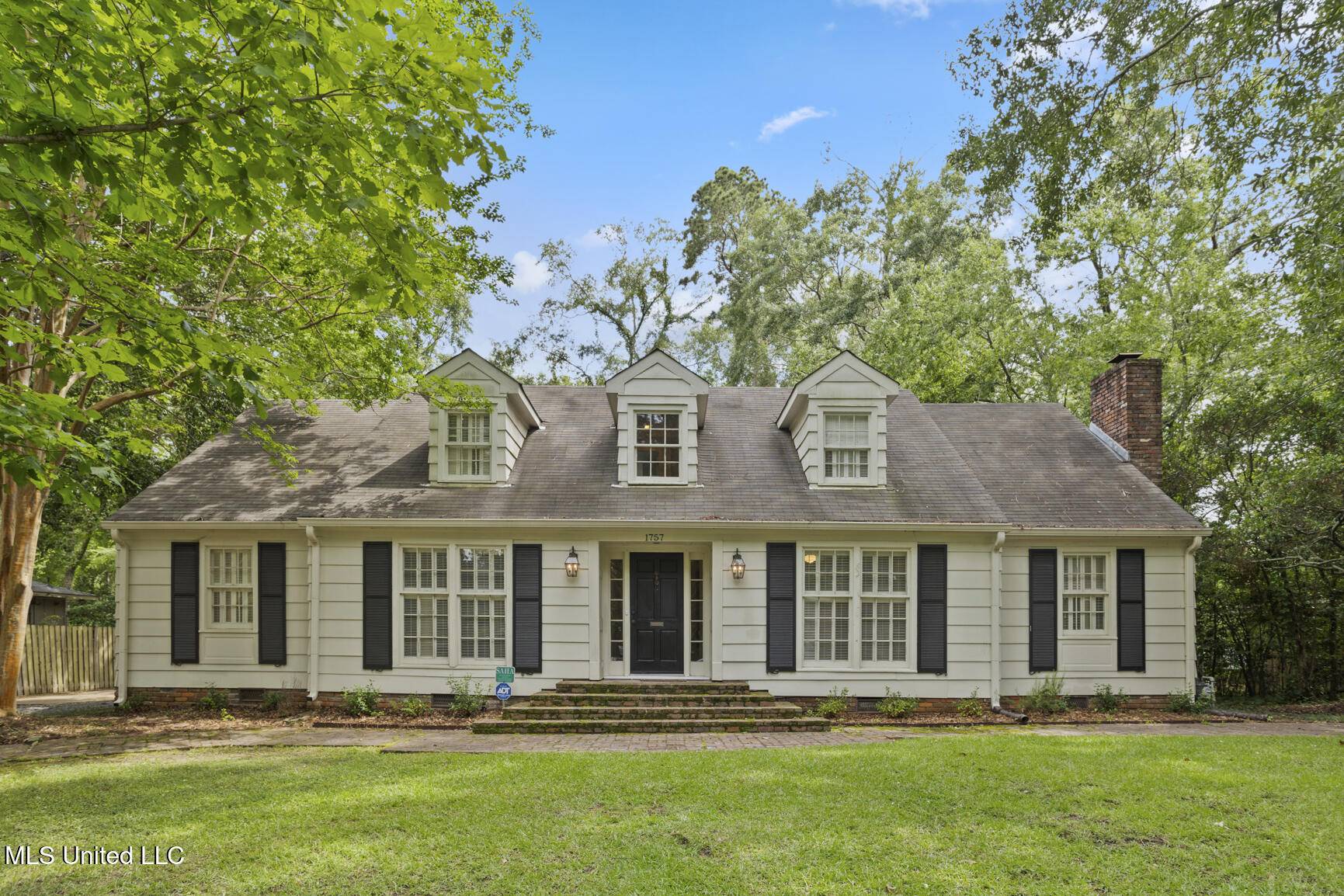 Jackson, MS 39211,1757 Hillview Drive