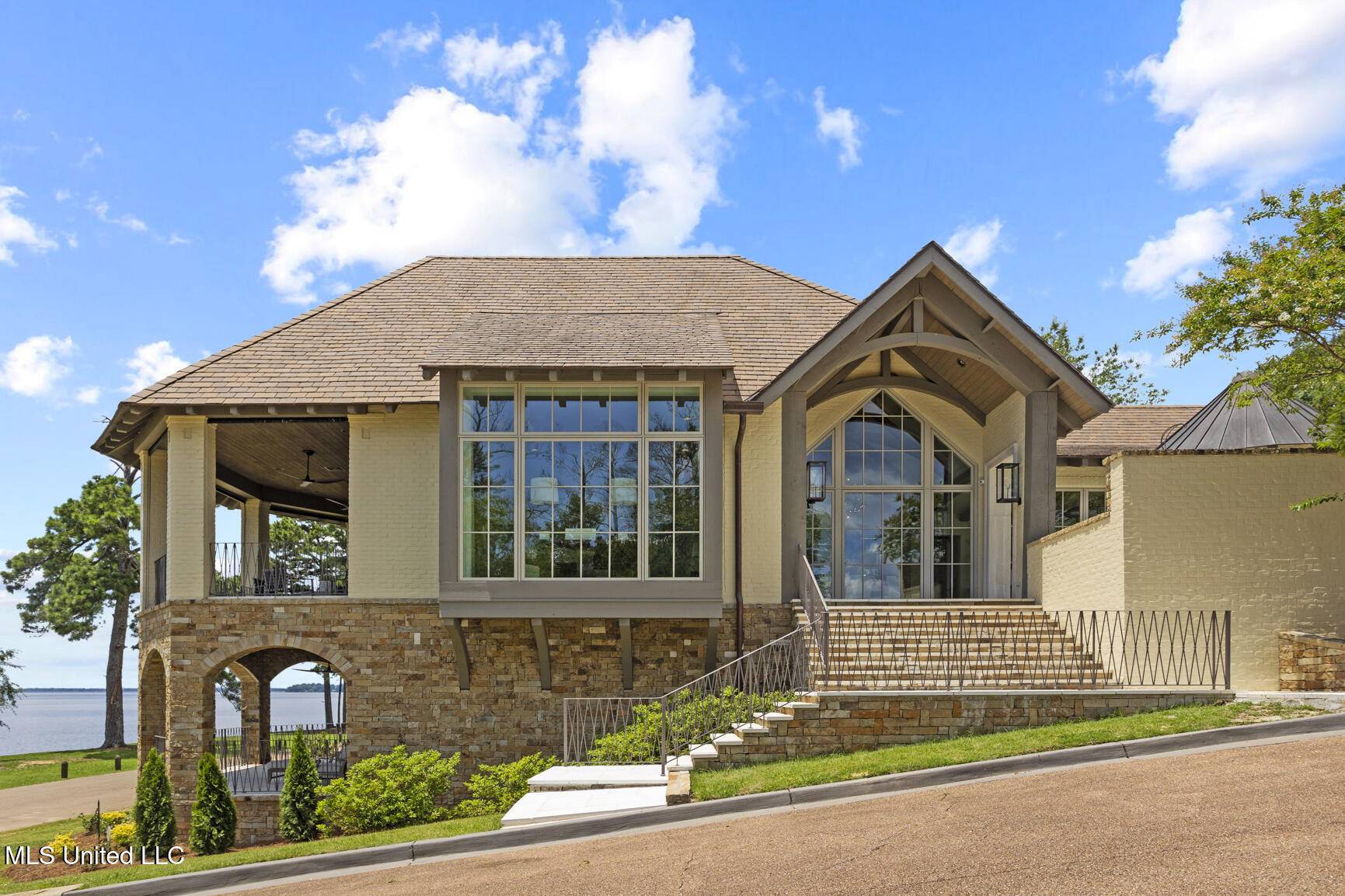 Madison, MS 39110,150 Old Trace Road