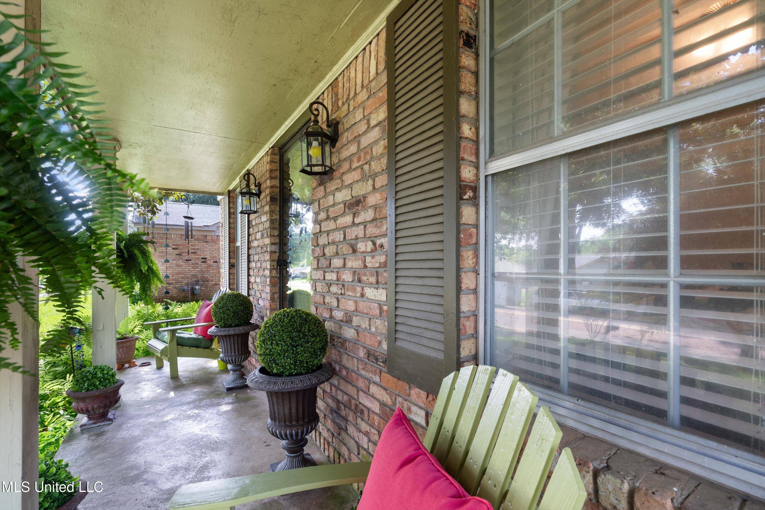 Southaven, MS 38671,1825 Brookhaven Drive