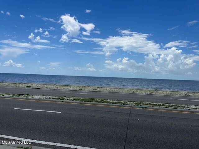 Pass Christian, MS 39571,784 W Beach Boulevard