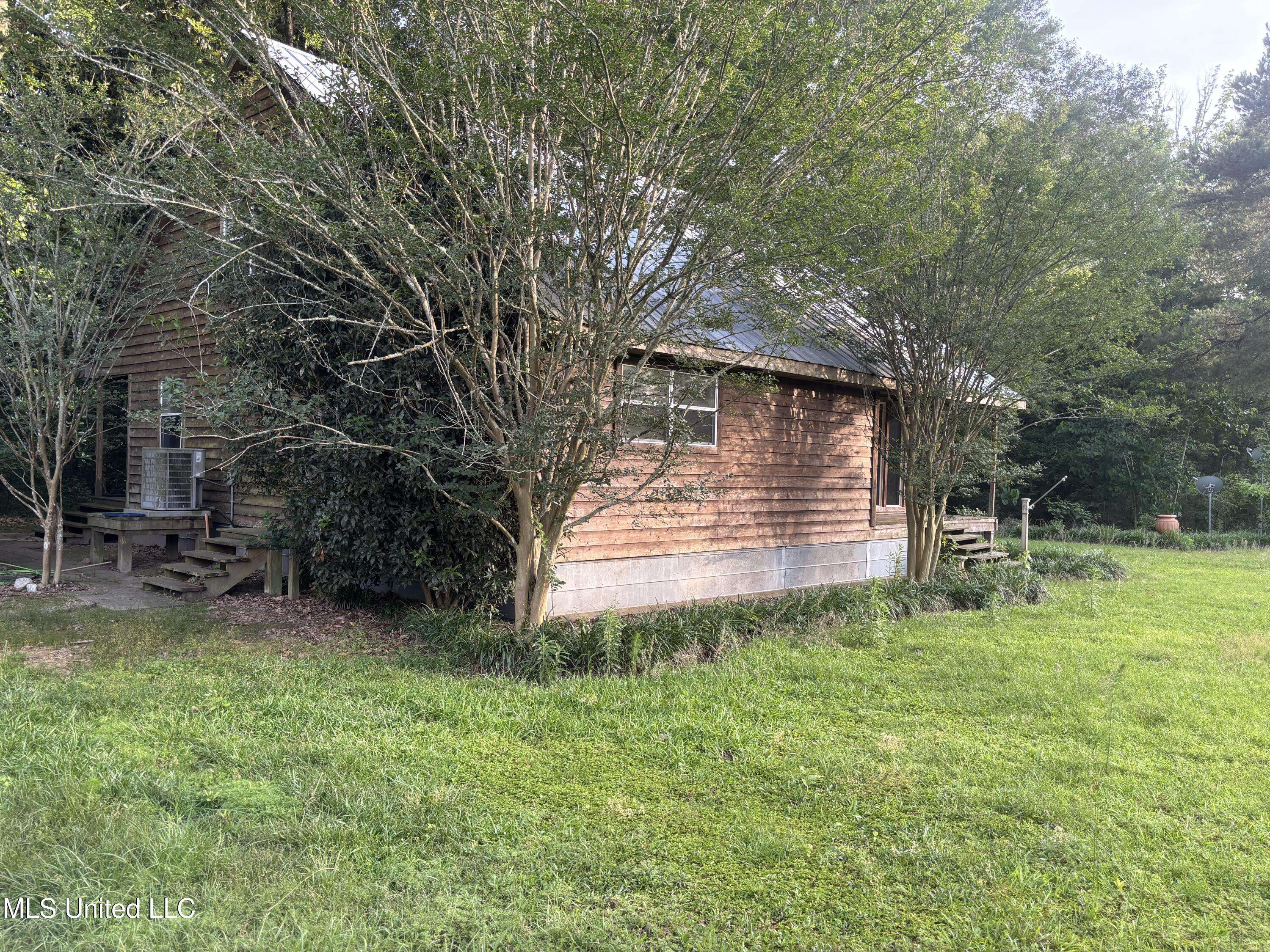 Poplarville, MS 39470,594 Homer Ladner Road