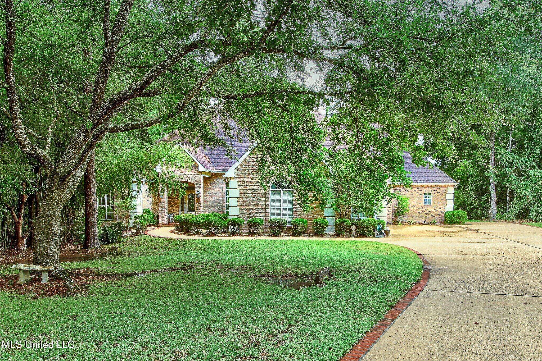 Diamondhead, MS 39525,7622 Fairway Drive
