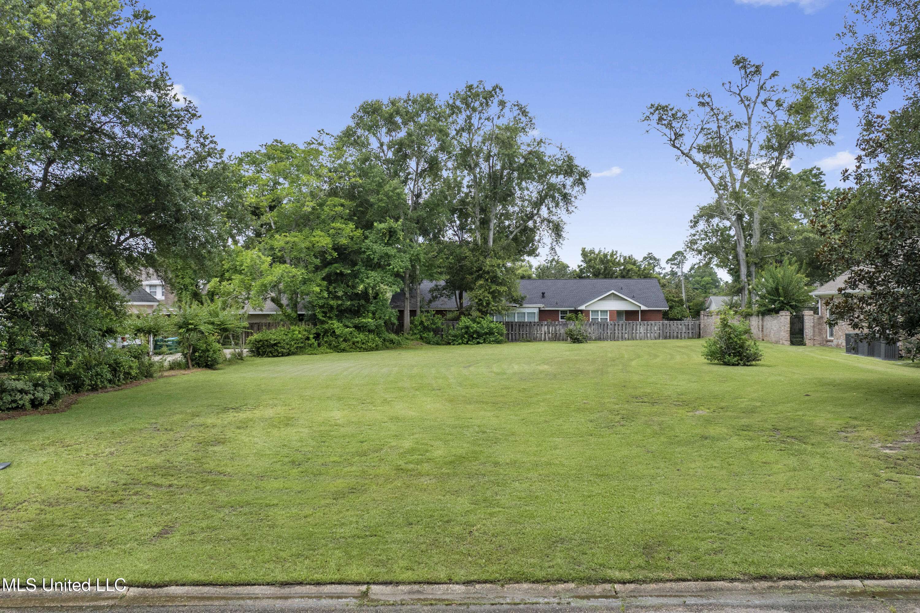 Gulfport, MS 39507,Lawrence Place