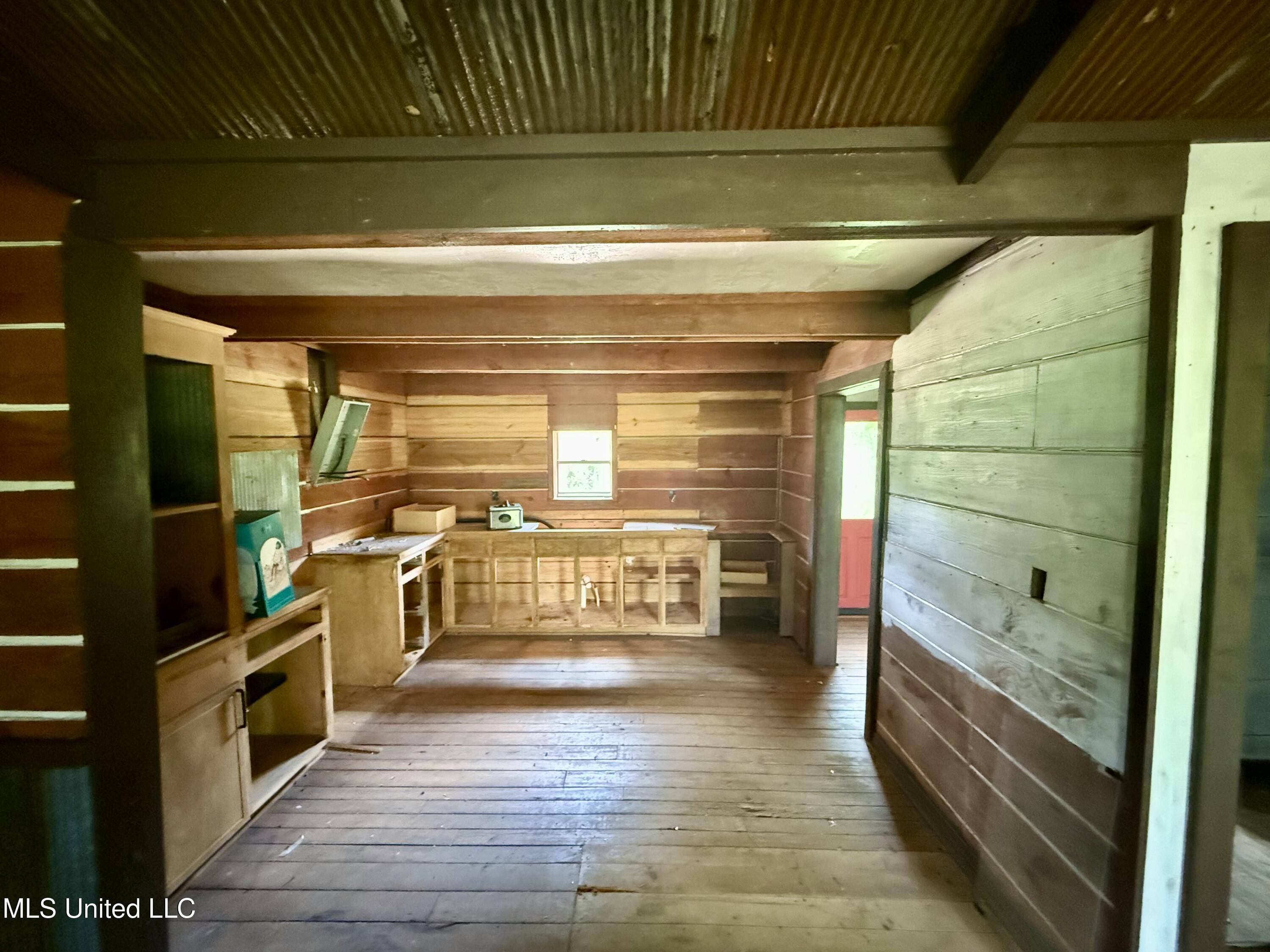 Bay Springs, MS 39422,1581 Ms-528