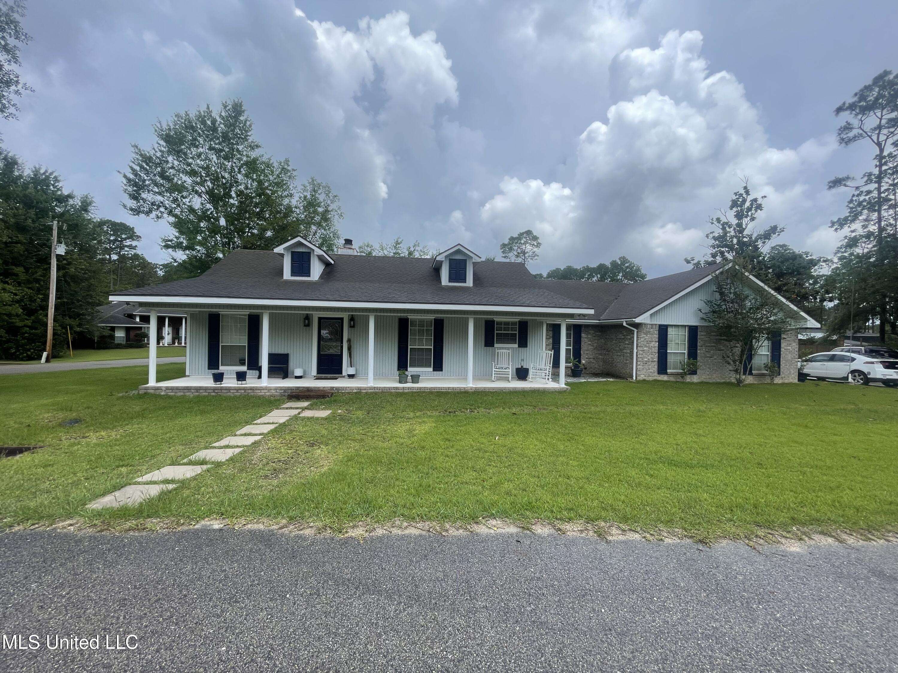 Diamondhead, MS 39525,6530 Koula Drive