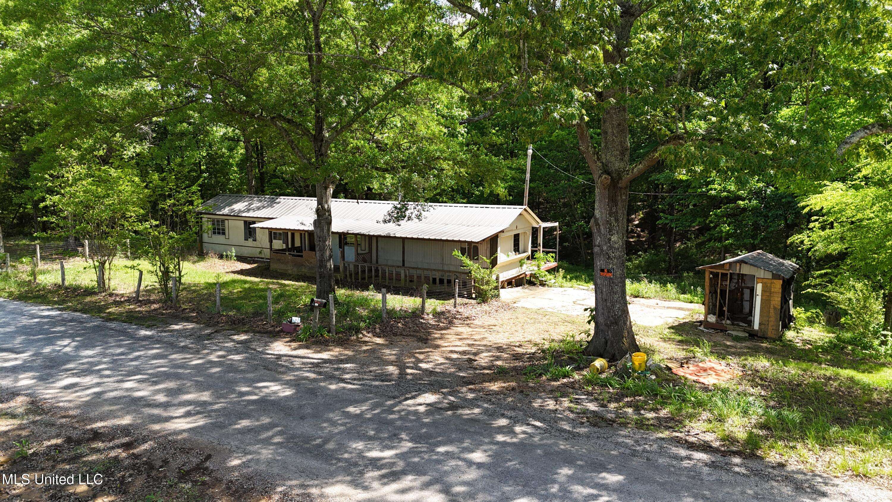 Waterford, MS 38685,152 Mallard Road