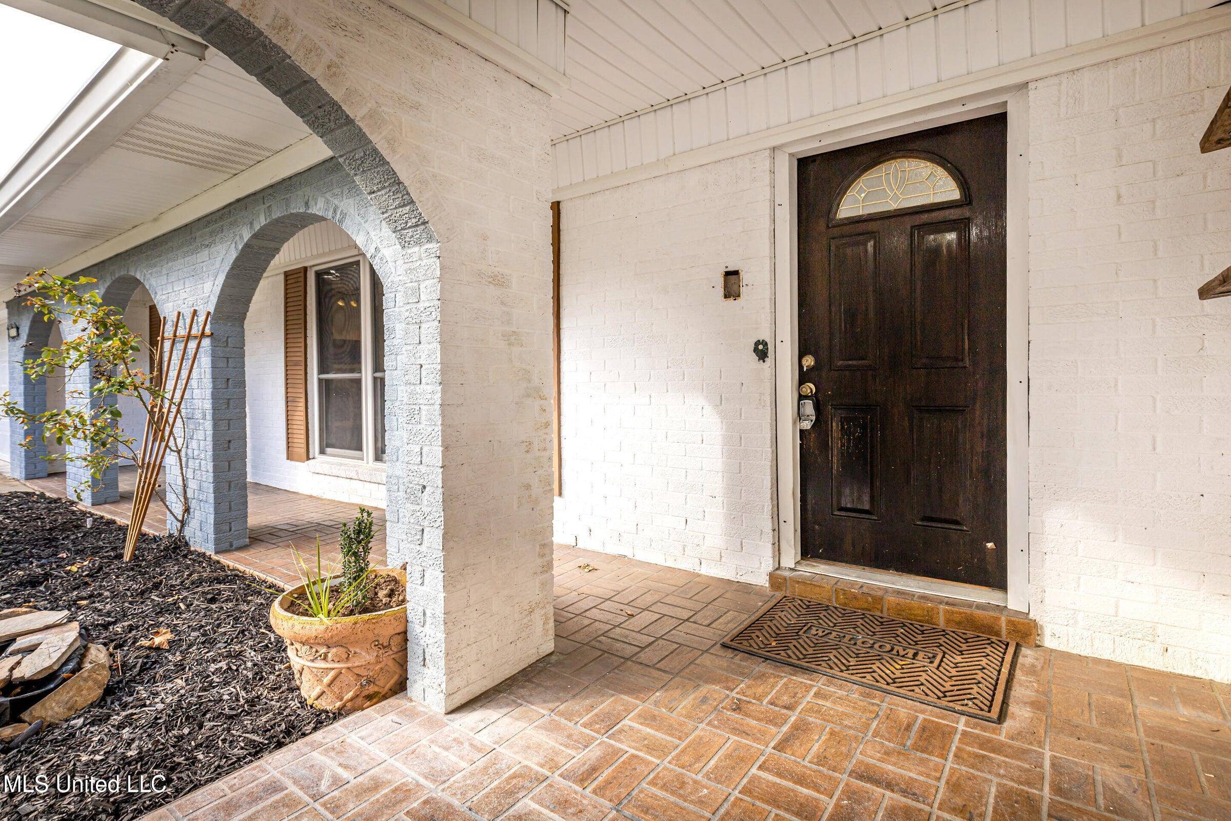 Ocean Springs, MS 39564,6009 Switzer Cove