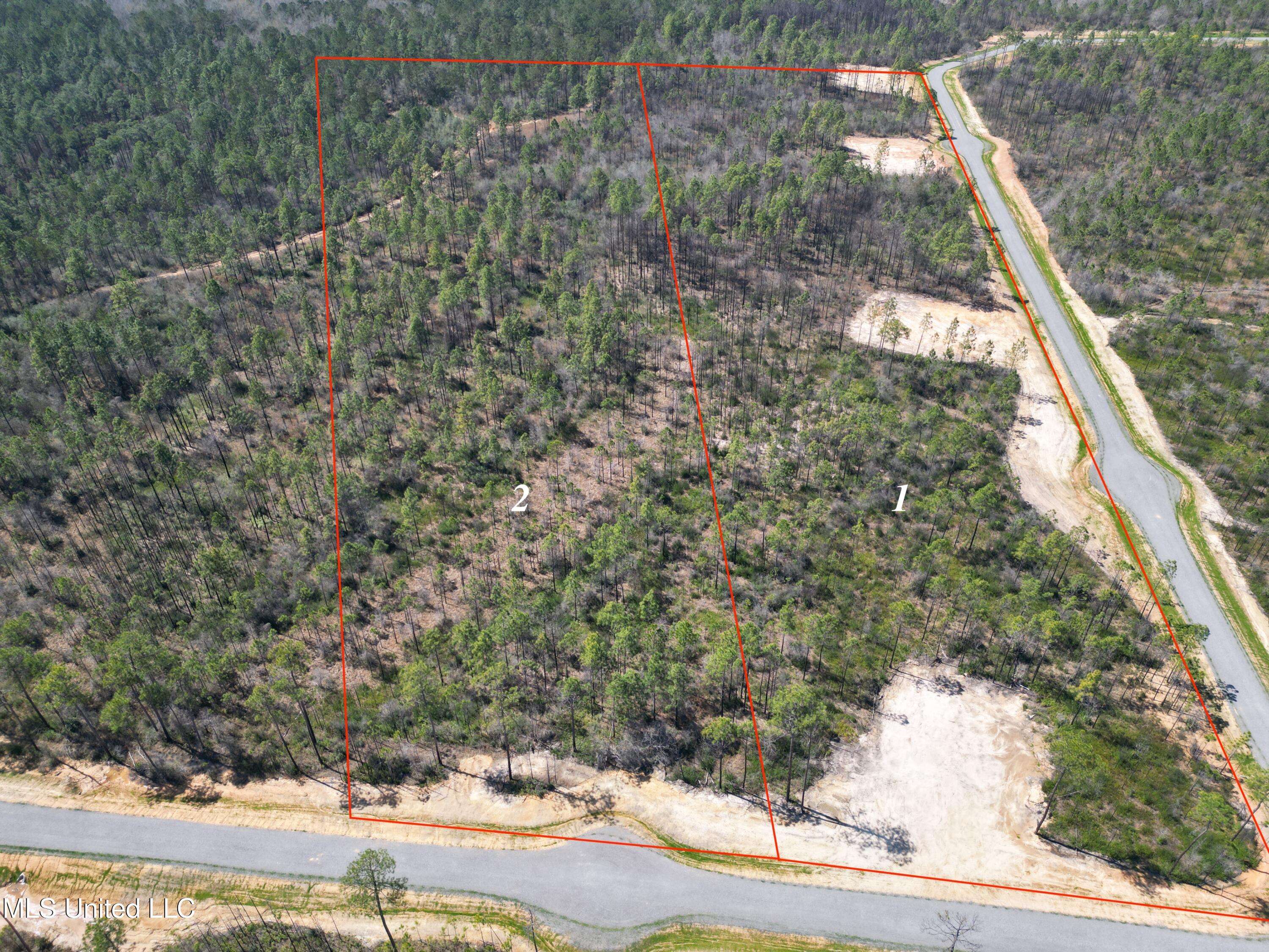 Kiln, MS 39556,2 Whitfield Dr. 7.5