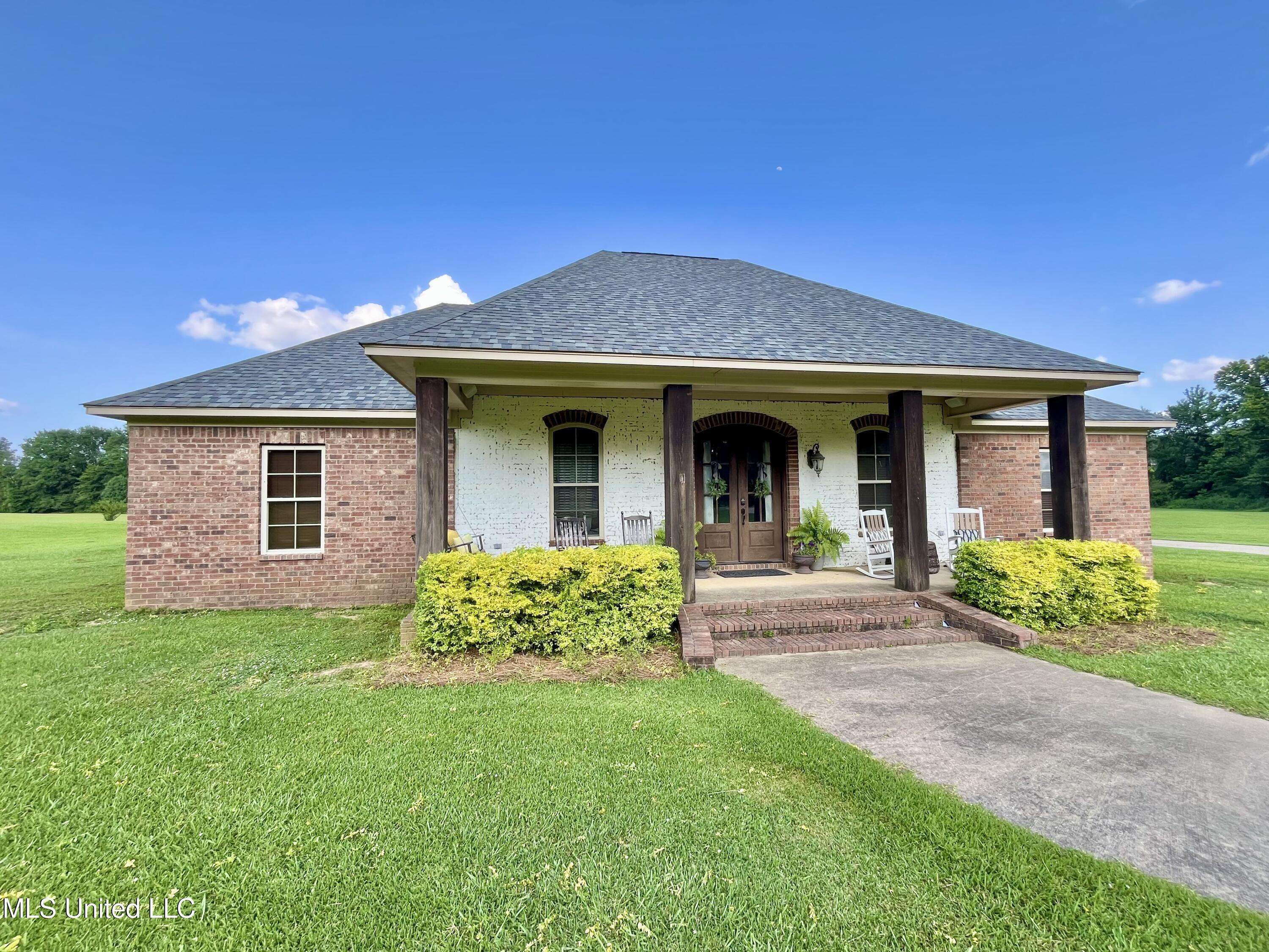 Hazlehurst, MS 39083,1010 Woodhaven Drive