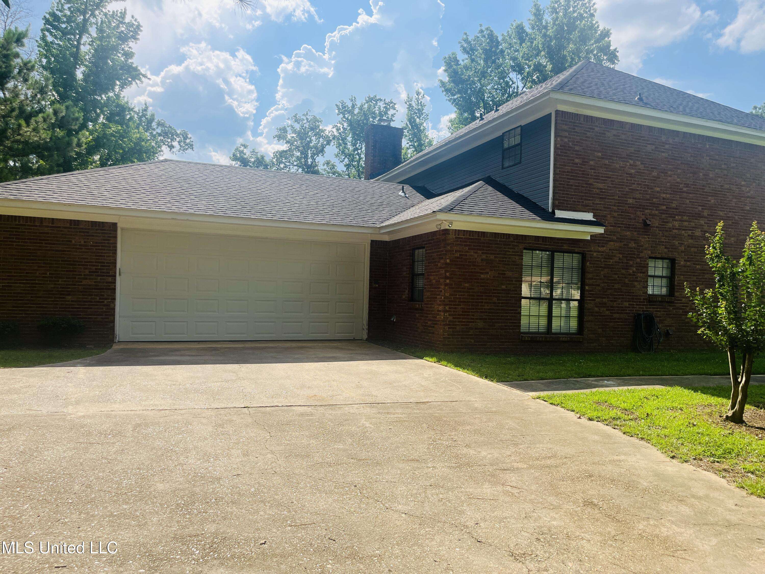 Raymond, MS 39154,6409 Springridge Road