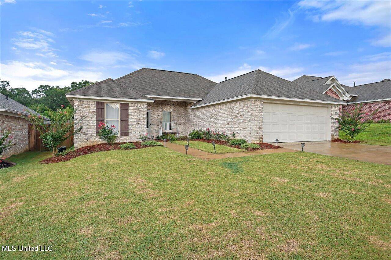 Pearl, MS 39208,708 Silver Bend