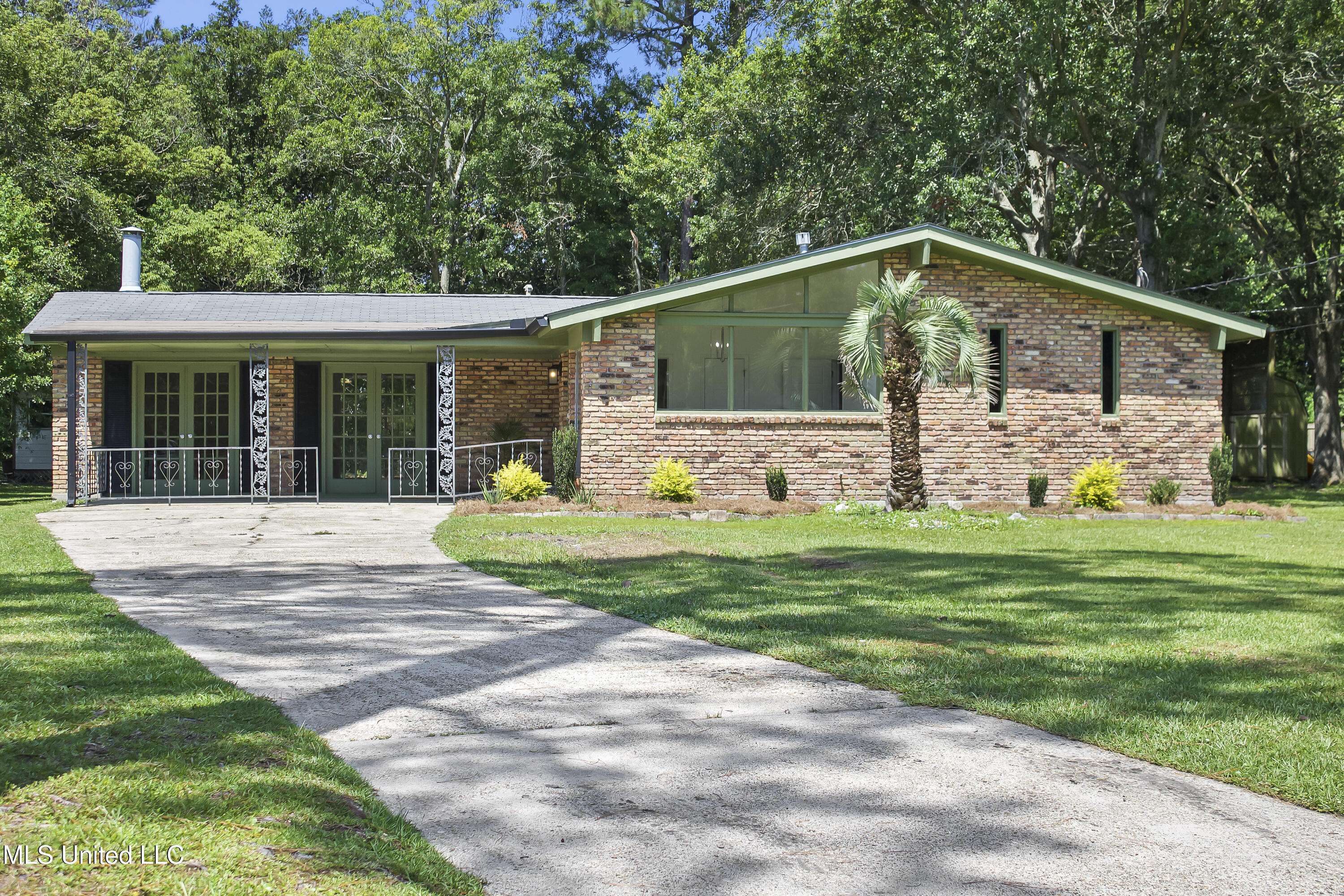 Pascagoula, MS 39581,4507 Pimlico Street