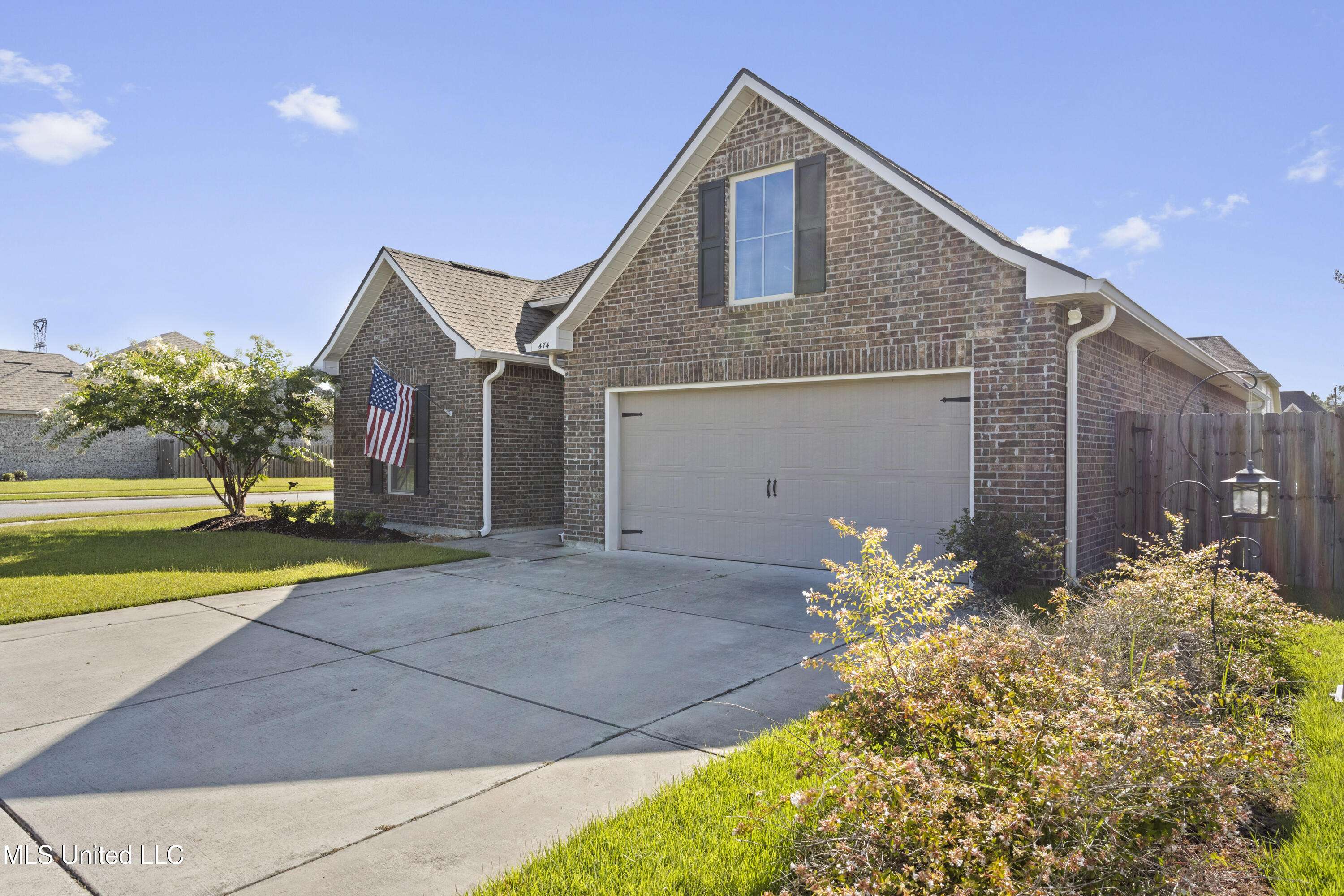 Ocean Springs, MS 39564,474 Palm Breeze Drive