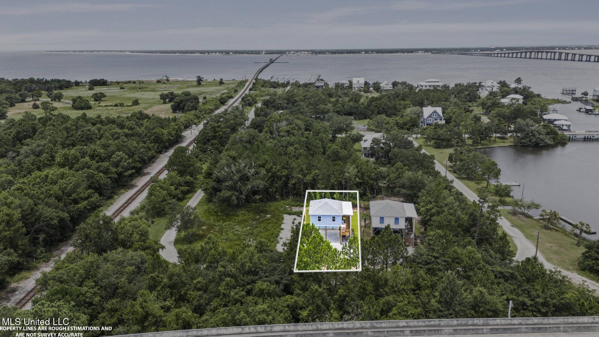 Pass Christian, MS 39571,417 4th Avenue
