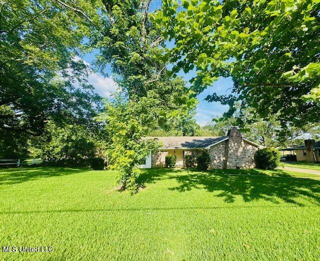 Jackson, MS 39212,3864 S Siwell Road Road