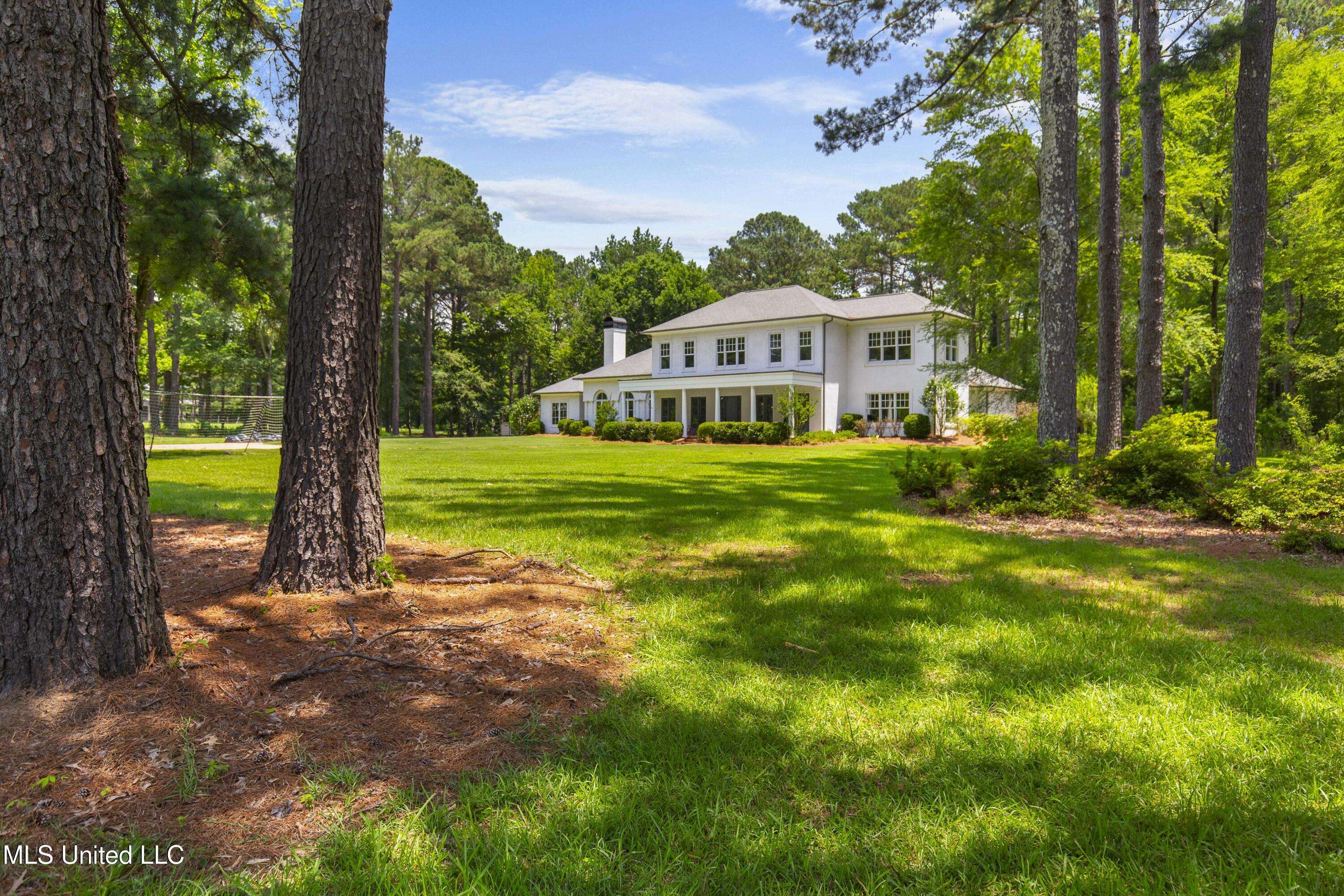 Madison, MS 39110,268 Sundial Road