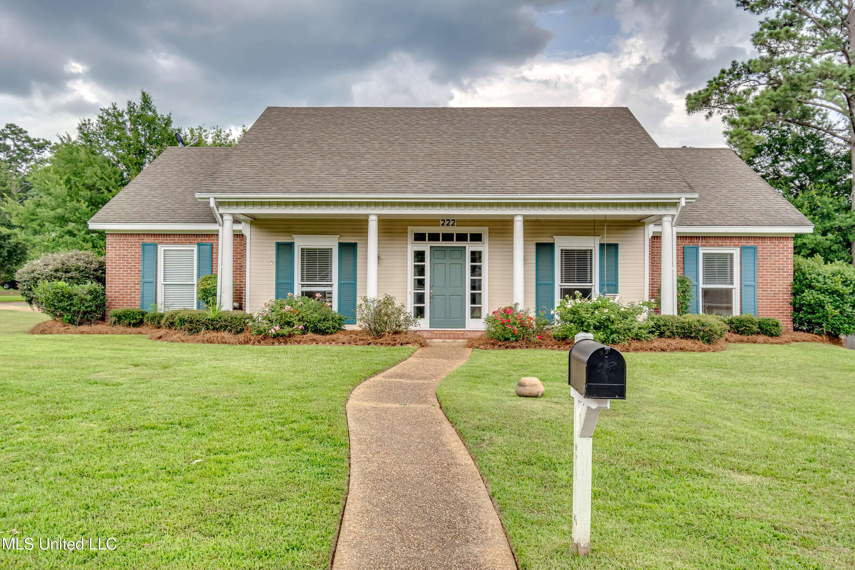 Brandon, MS 39042,222 Cherry Drive