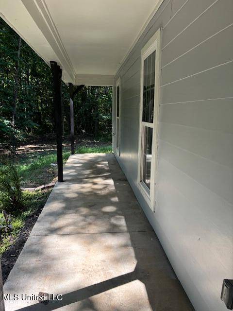 Byhalia, MS 38611,81 Hickory