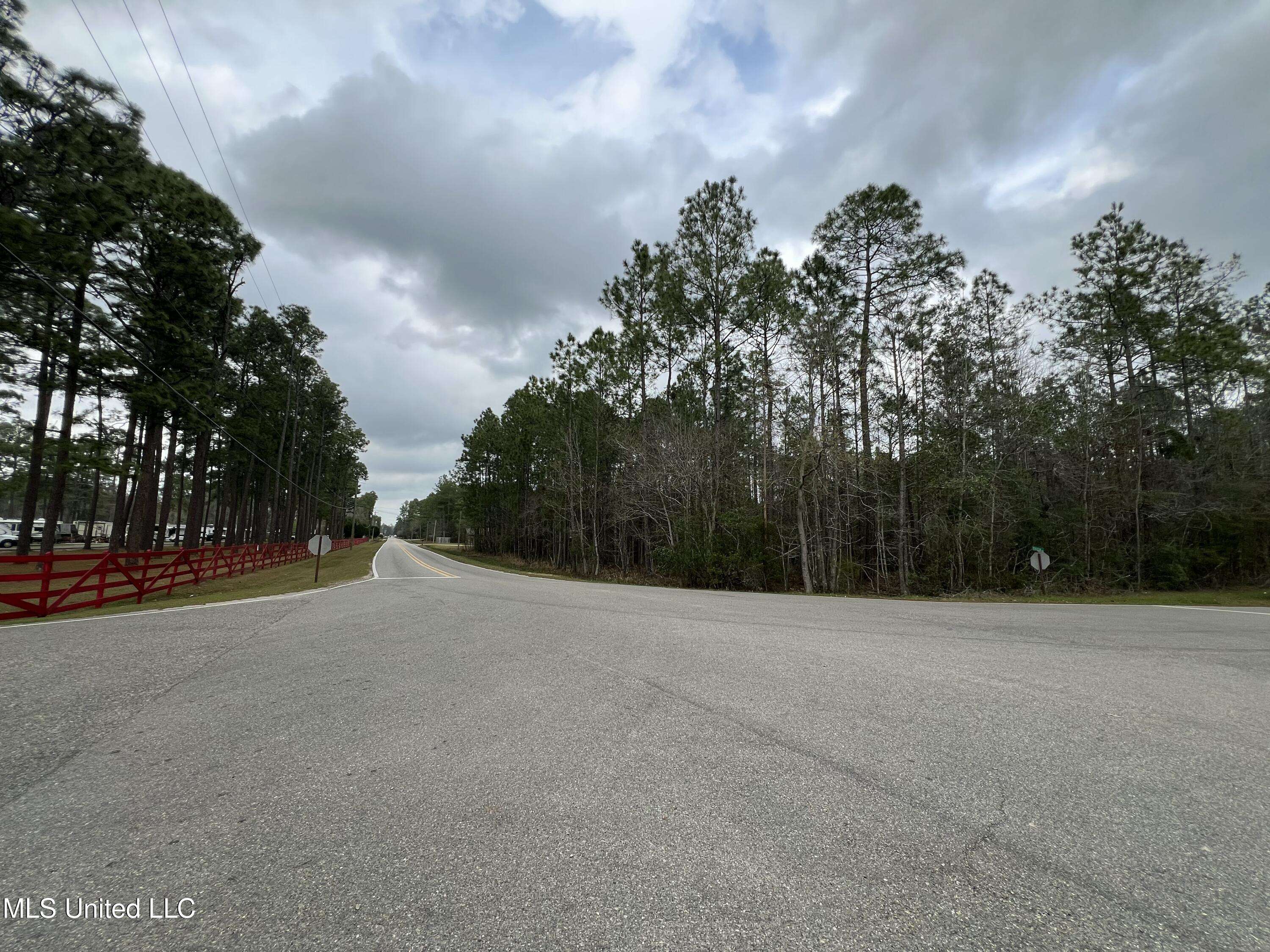 Picayune, MS 39466,Stafford Road