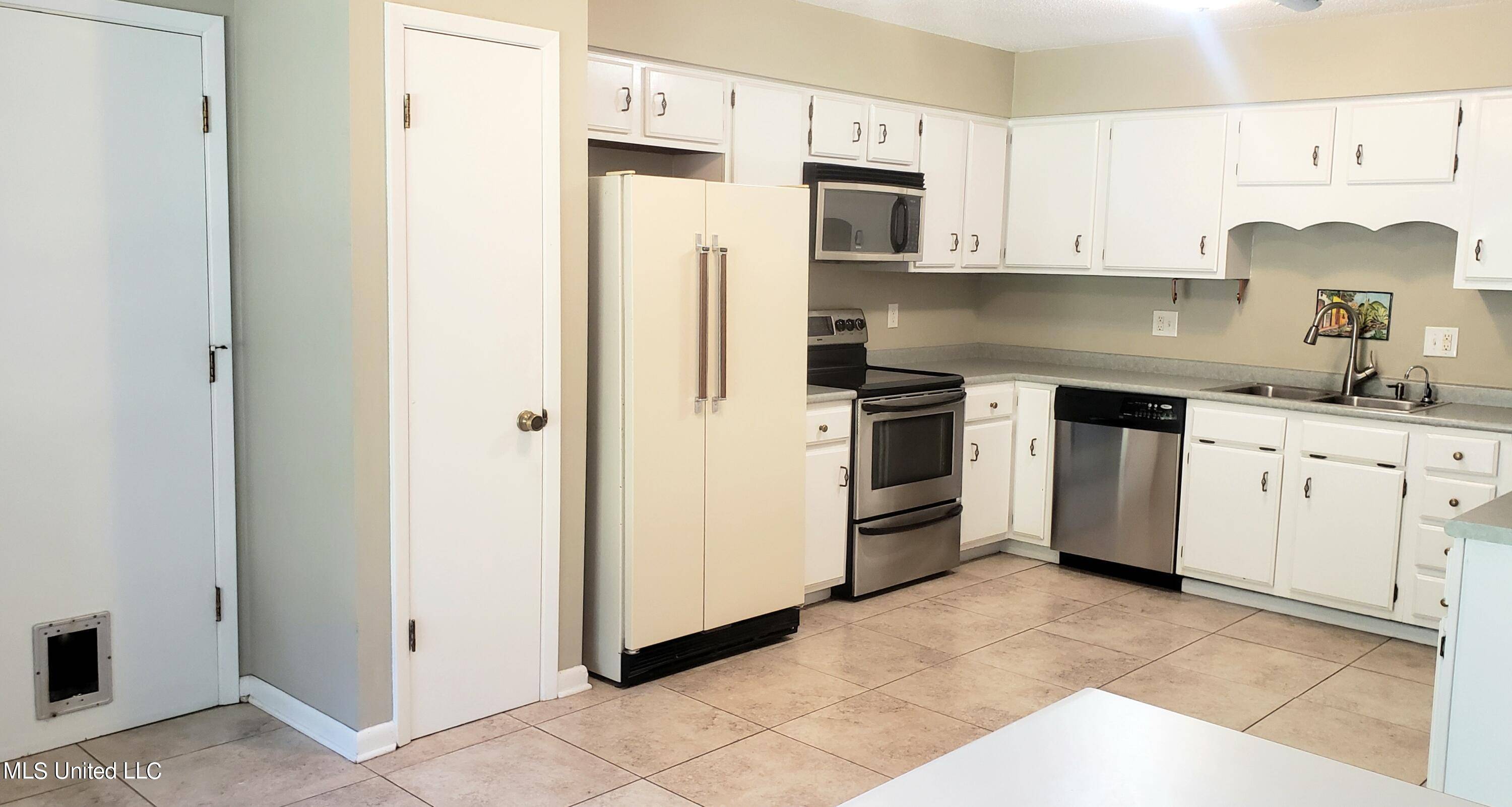 Diamondhead, MS 39525,5636 Ahuawa Place