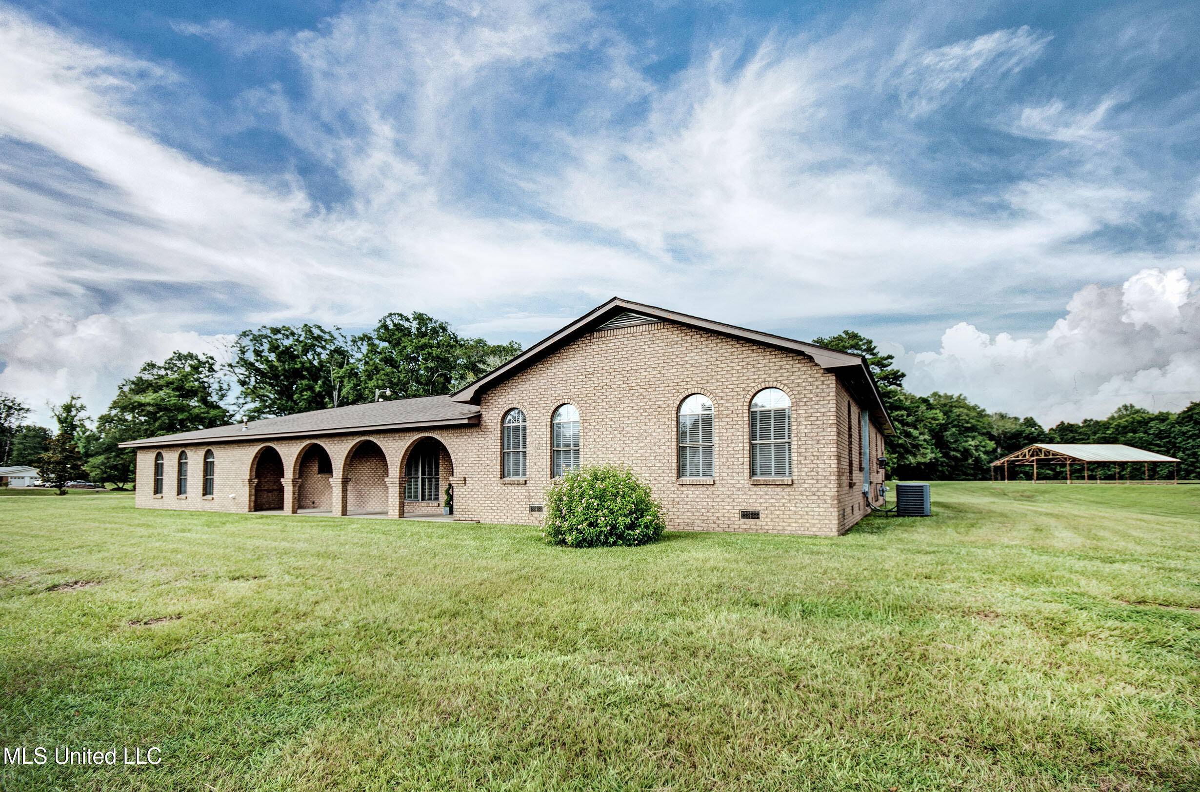 Carthage, MS 39051,1006 Highway 35