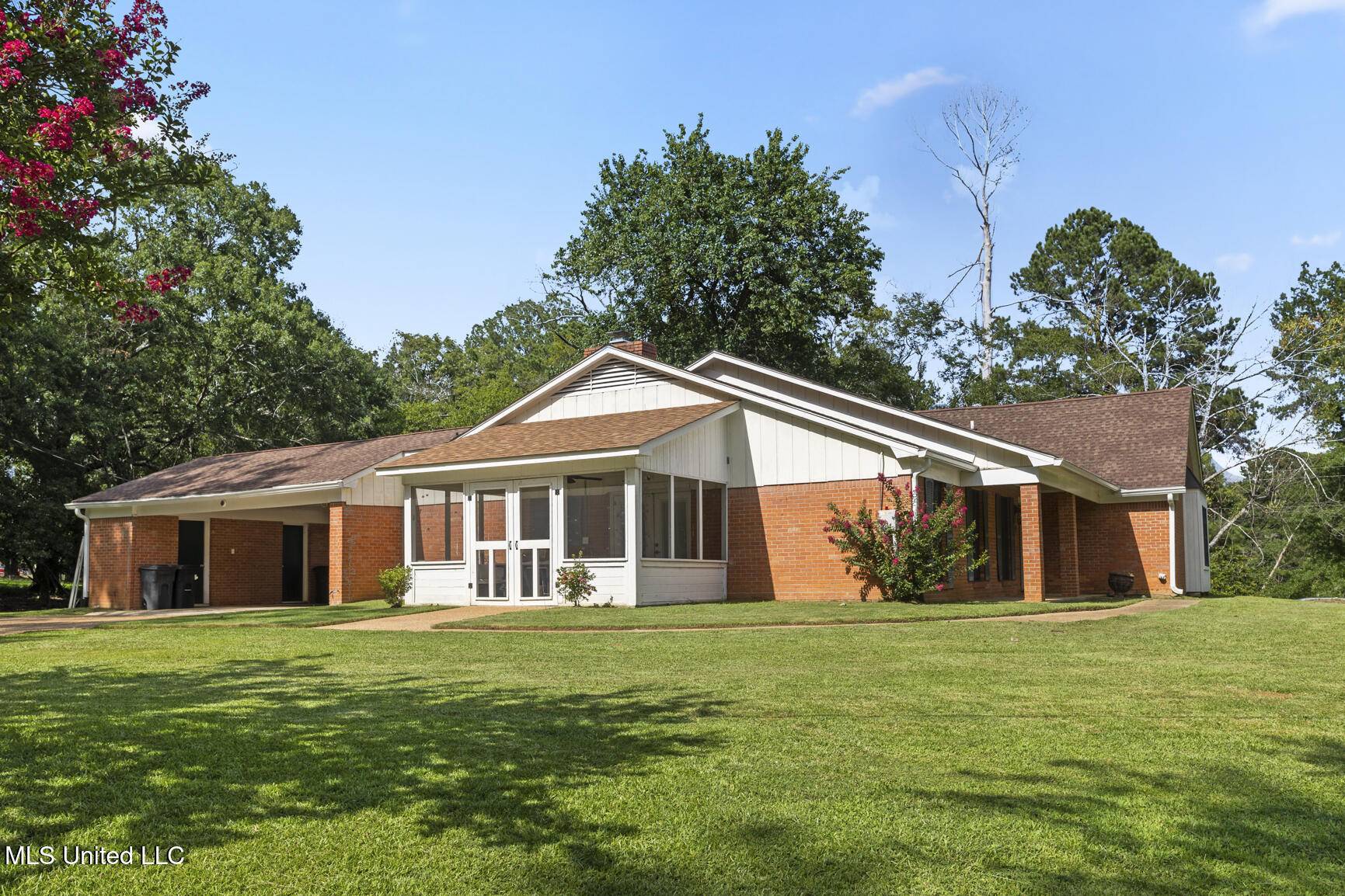 Madison, MS 39110,332 Kiowa Drive