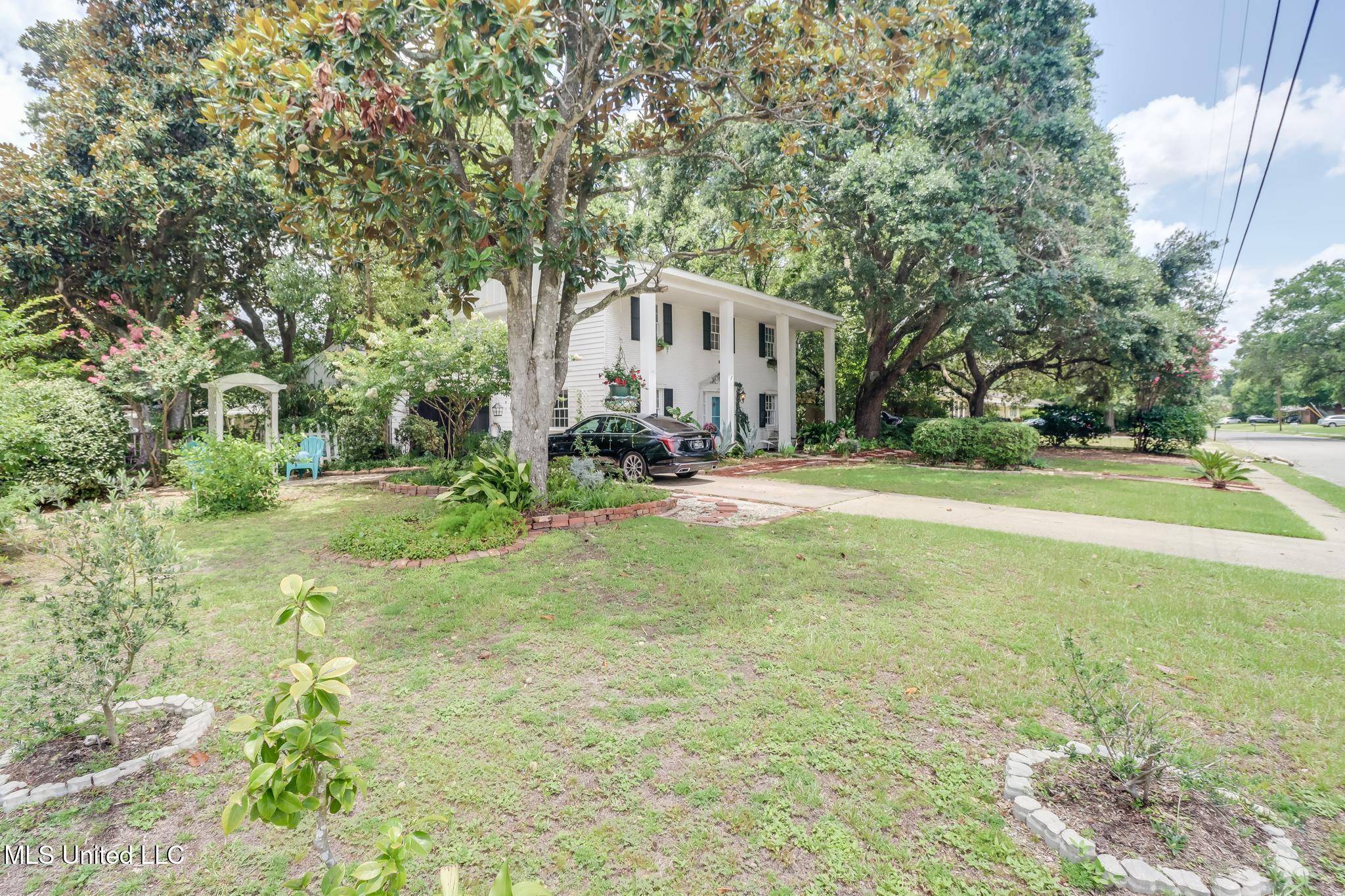 Biloxi, MS 39531,2512 Randall Drive