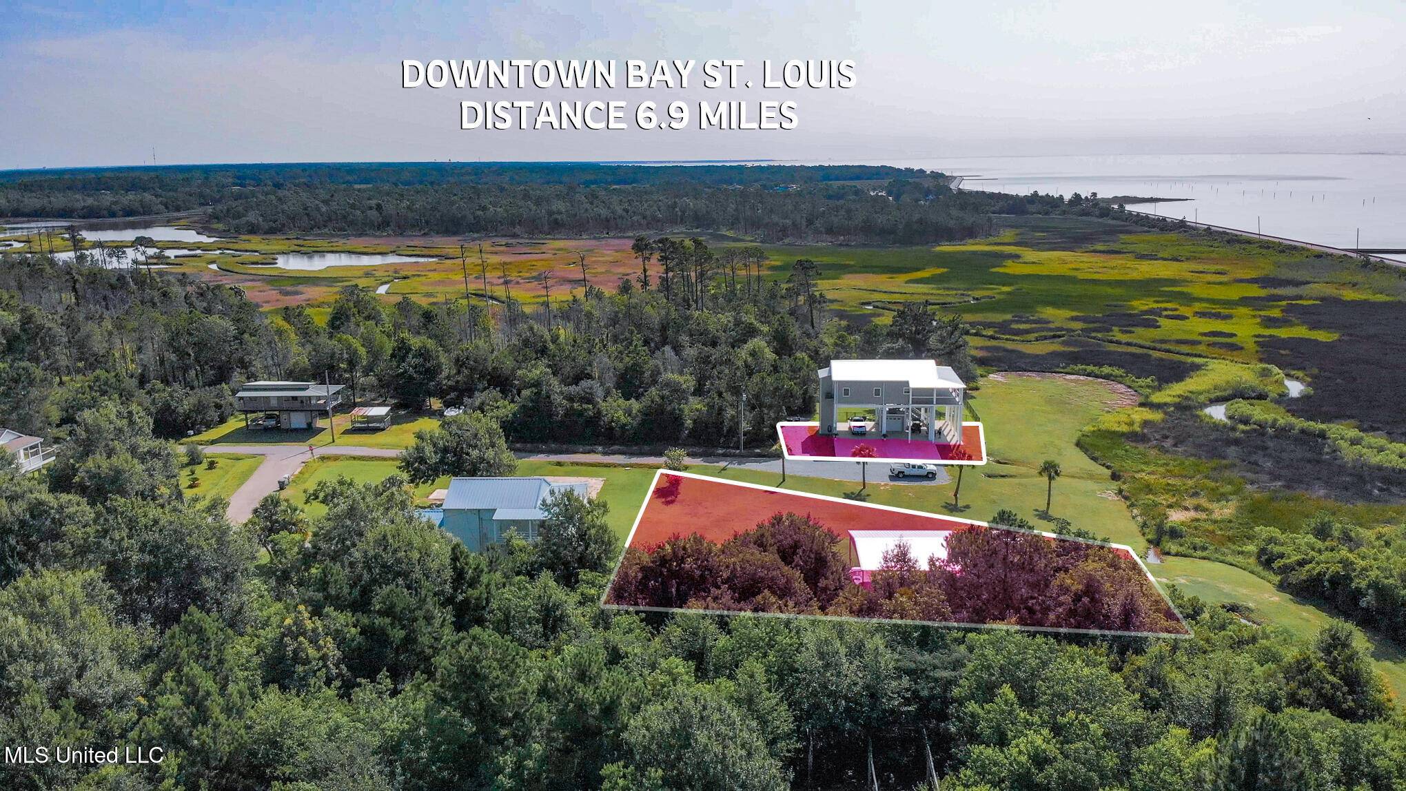 Bay Saint Louis, MS 39520,5004 Oak Street