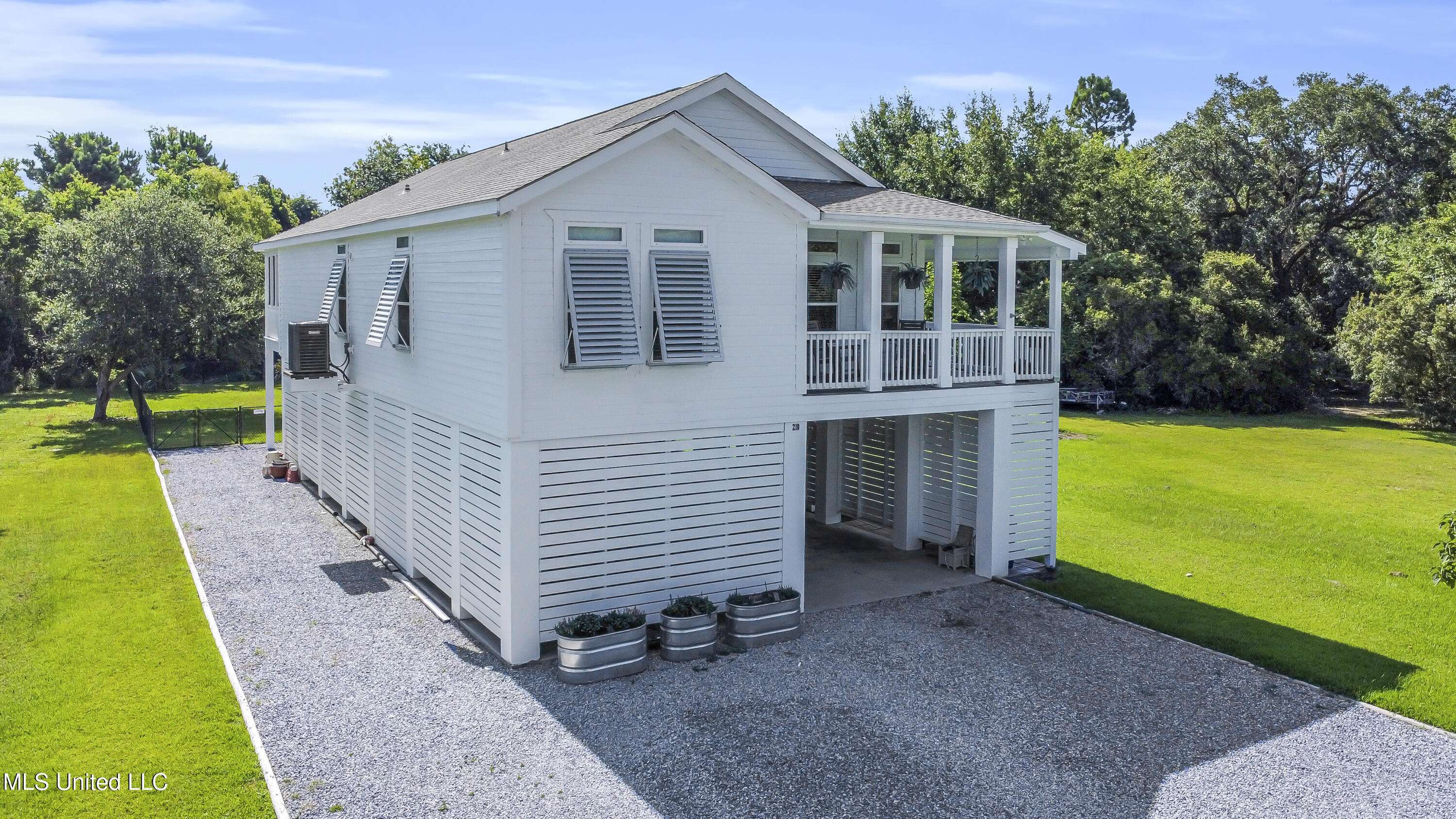 Waveland, MS 39576,210 Market Street