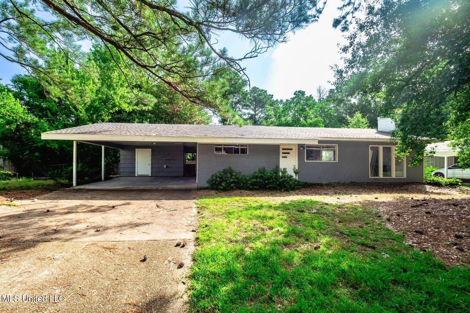 Jackson, MS 39211,210 Valley Vista Drive