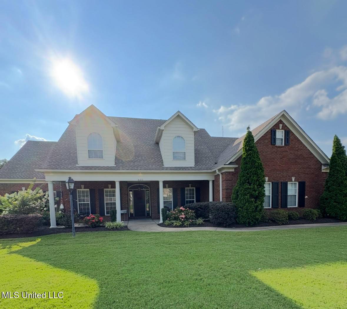 Hernando, MS 38632,835 Shadow View Drive Drive
