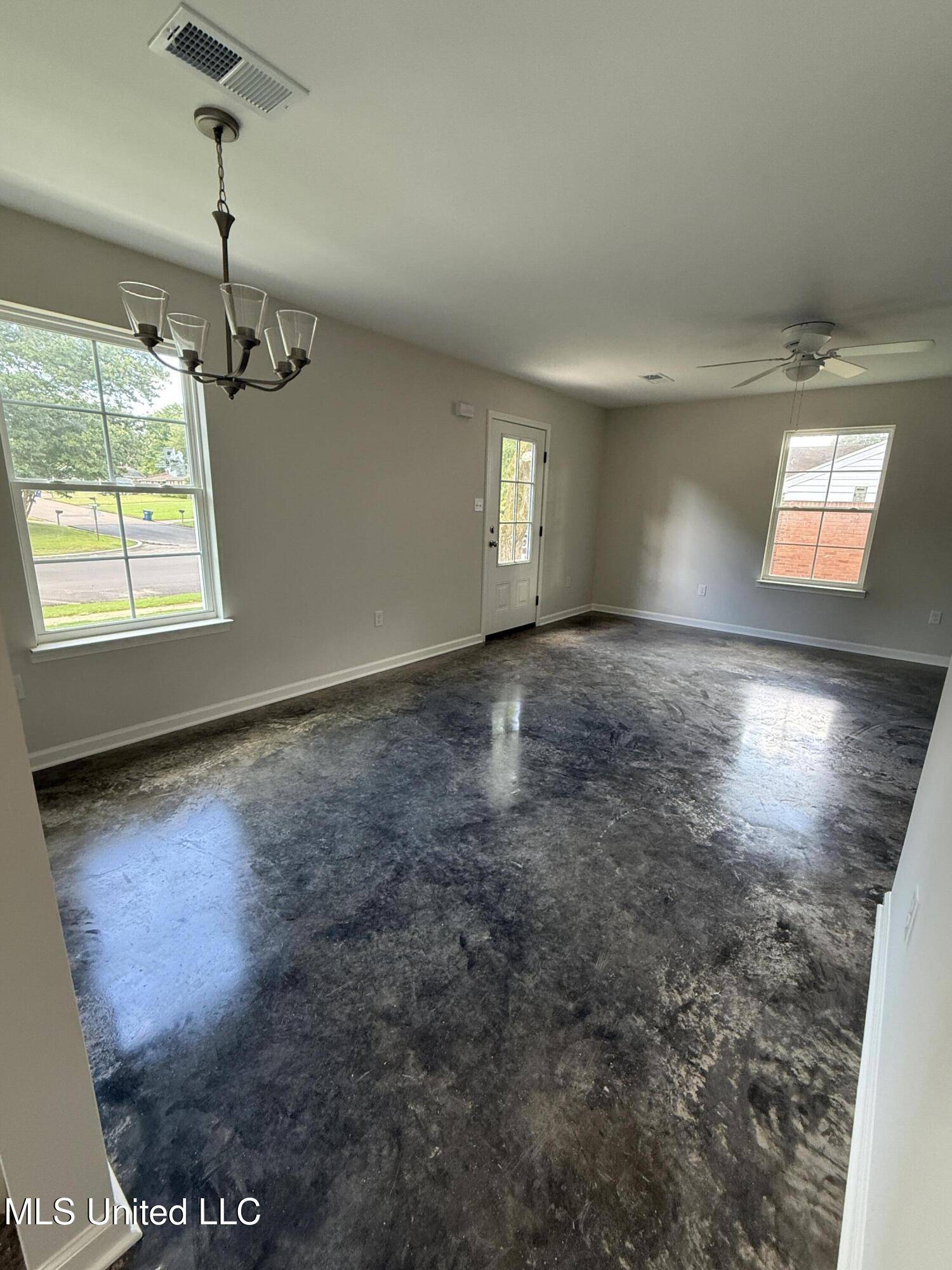 Horn Lake, MS 38637,6565 Ridgewood Road