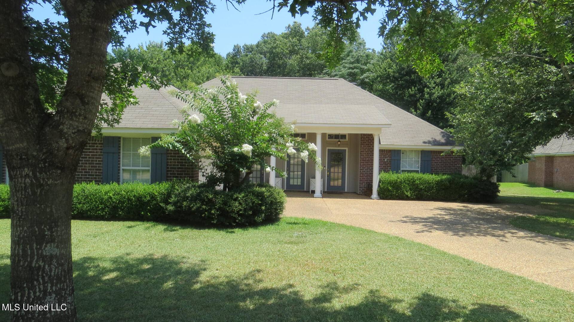 Canton, MS 39046,106 Middle Field Drive