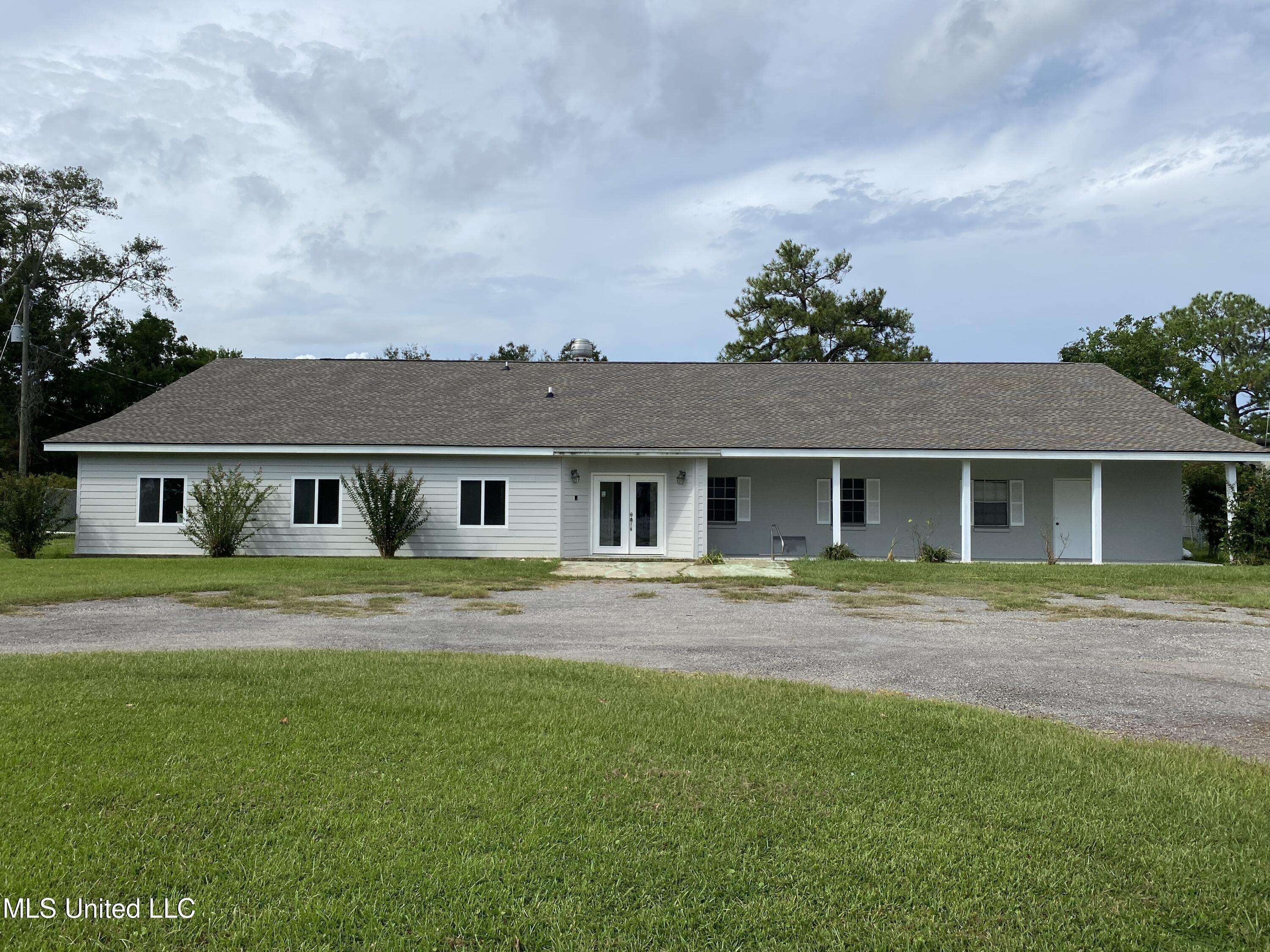 Pascagoula, MS 39567,2821 Ingalls Avenue