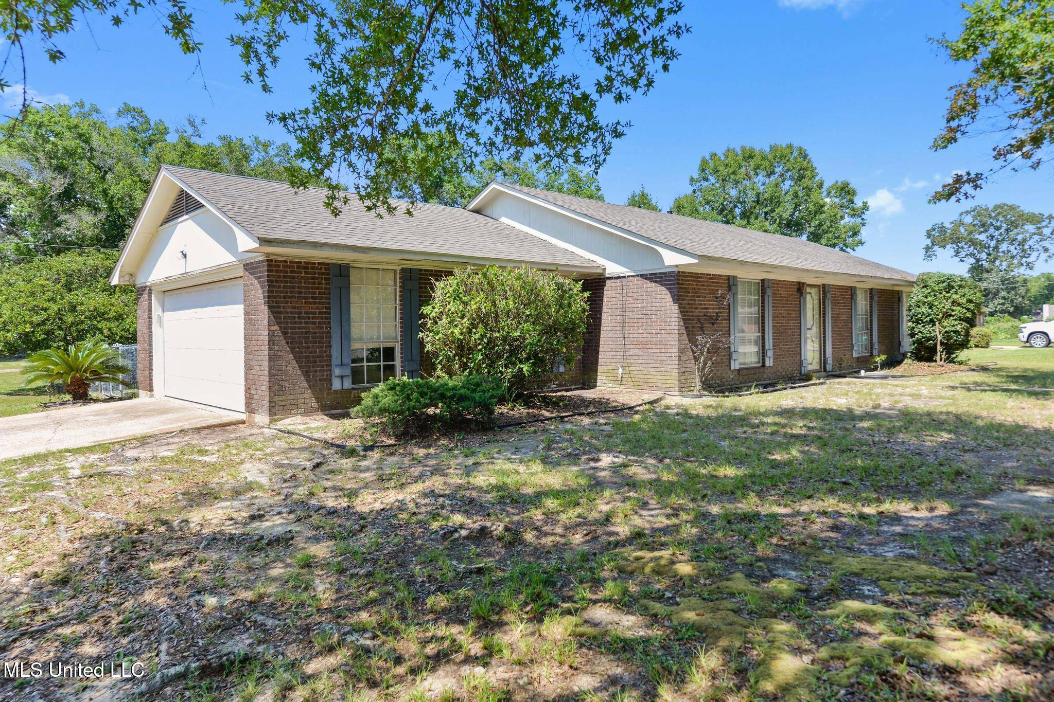 Gulfport, MS 39507,2407 Collins Boulevard