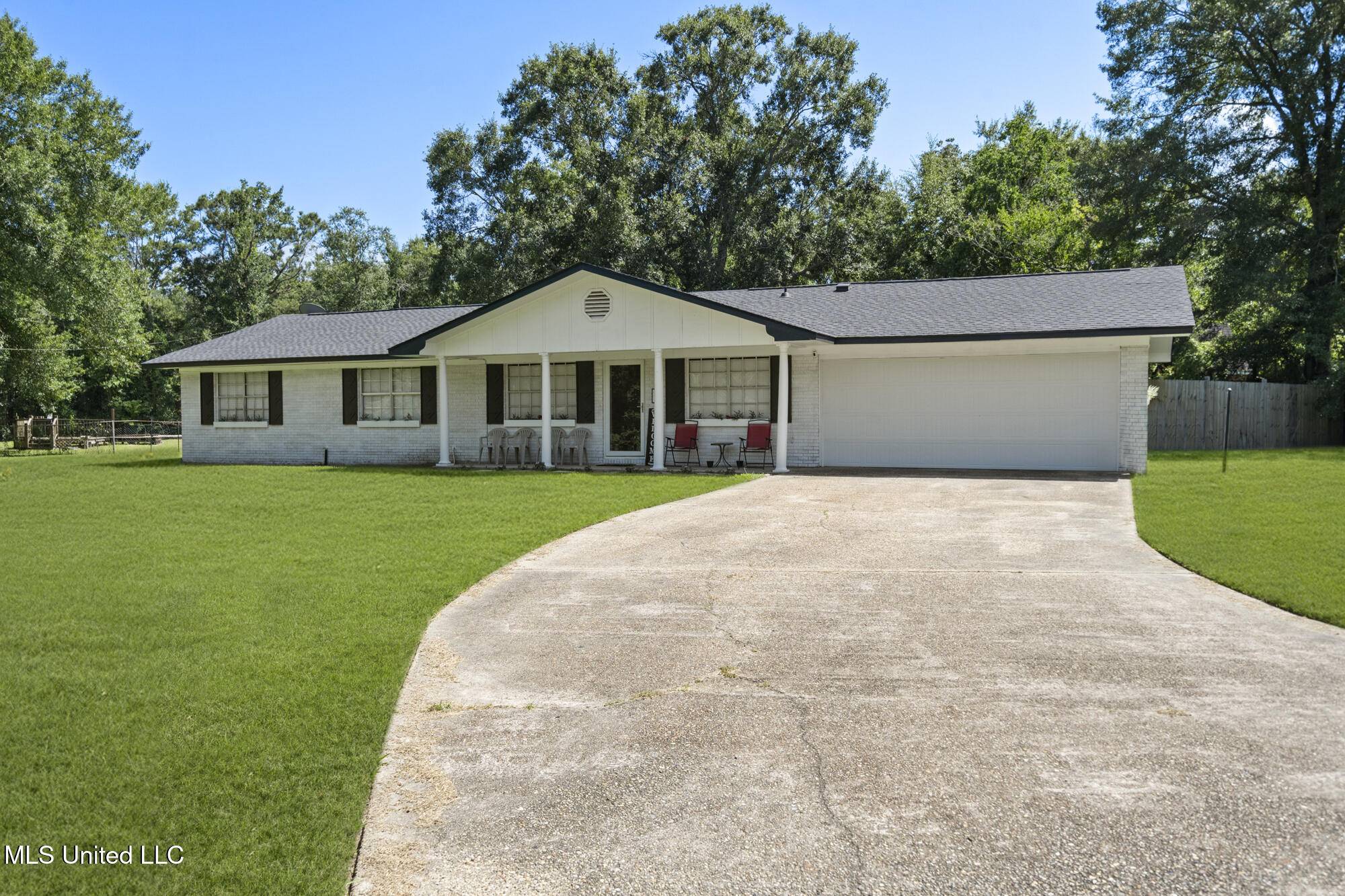 Moss Point, MS 39563,4113 Crestwood Circle