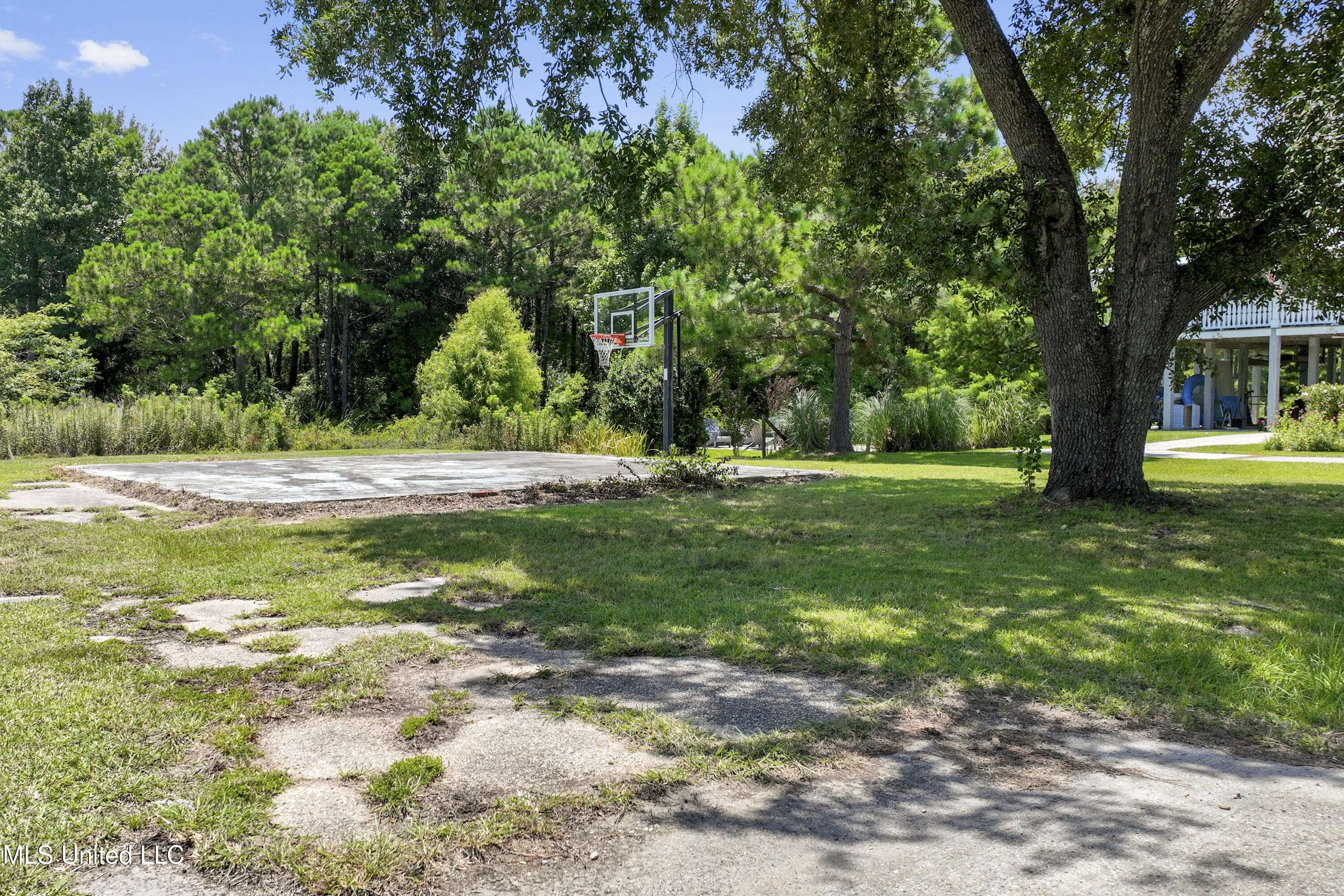 Waveland, MS 39576,145 Dane Road