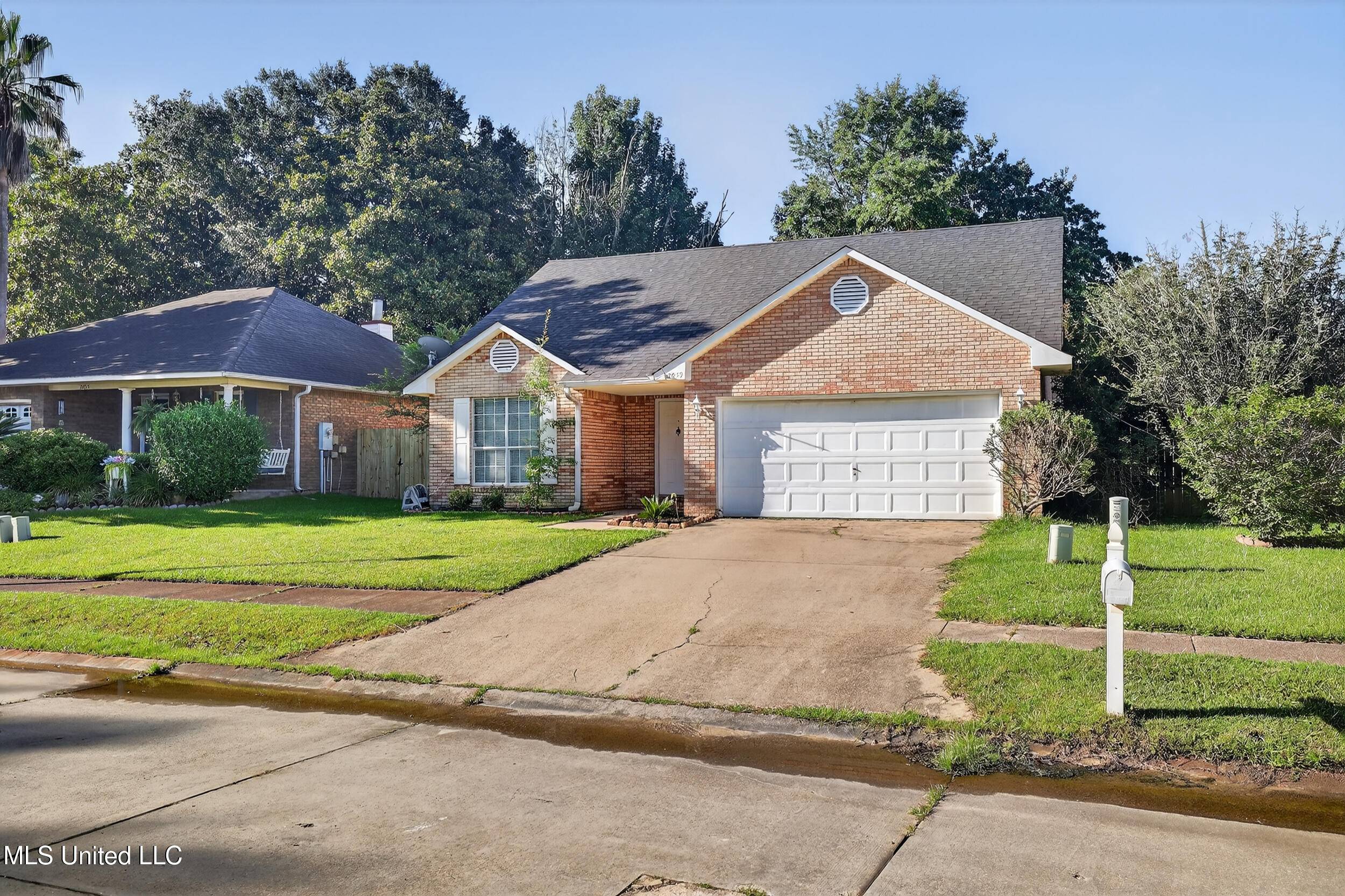 Biloxi, MS 39532,2059 Woodfield Lane