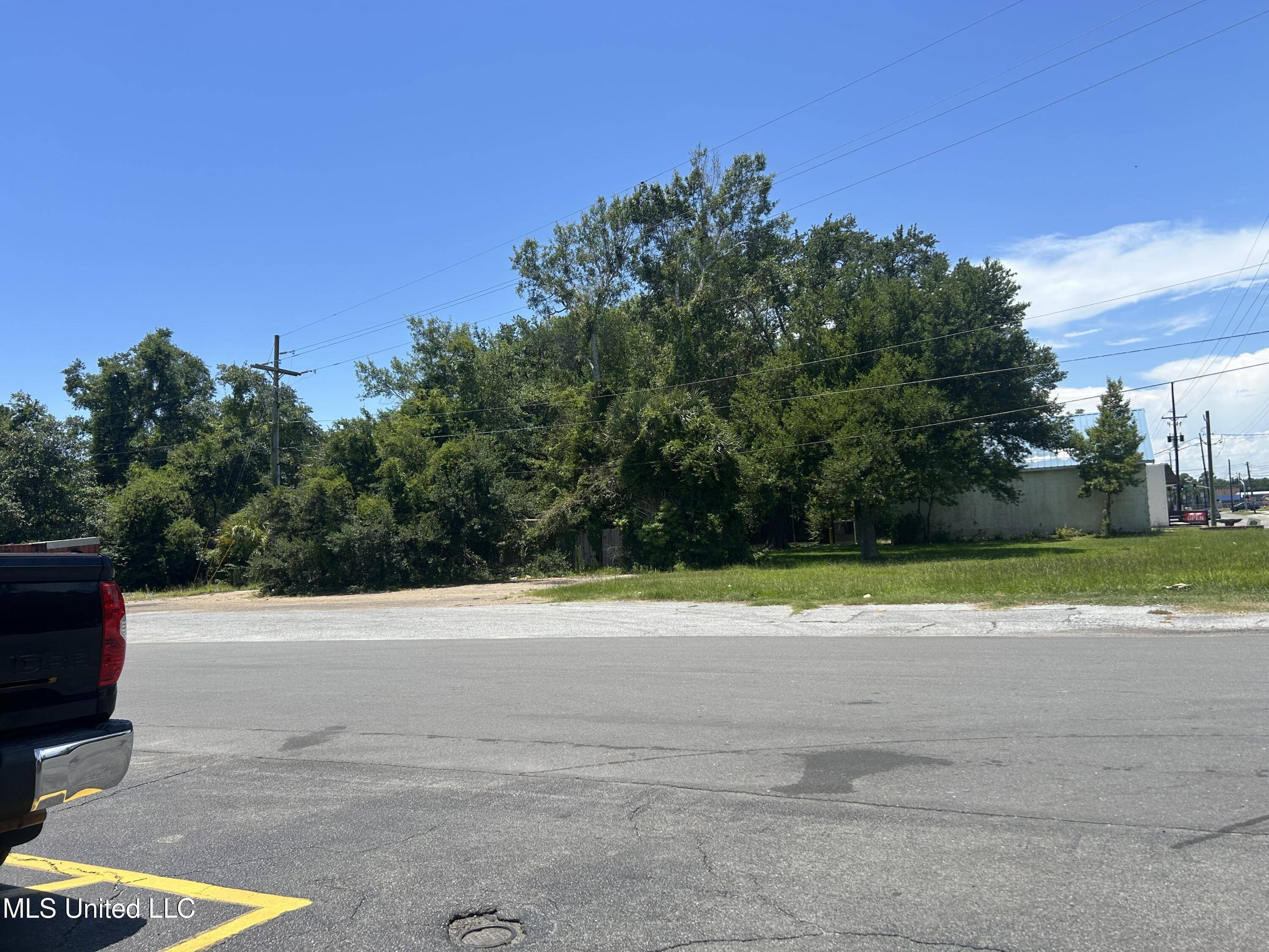 Pascagoula, MS 39567,1708 Mantou Street