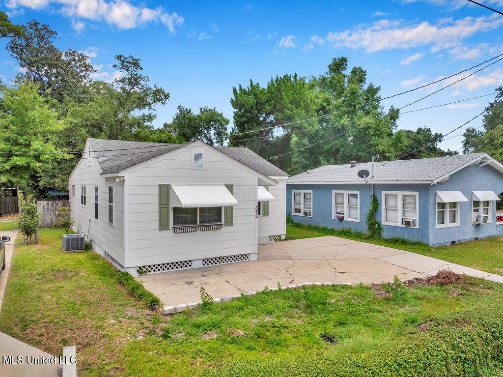 Biloxi, MS 39530,378 Forrest Avenue